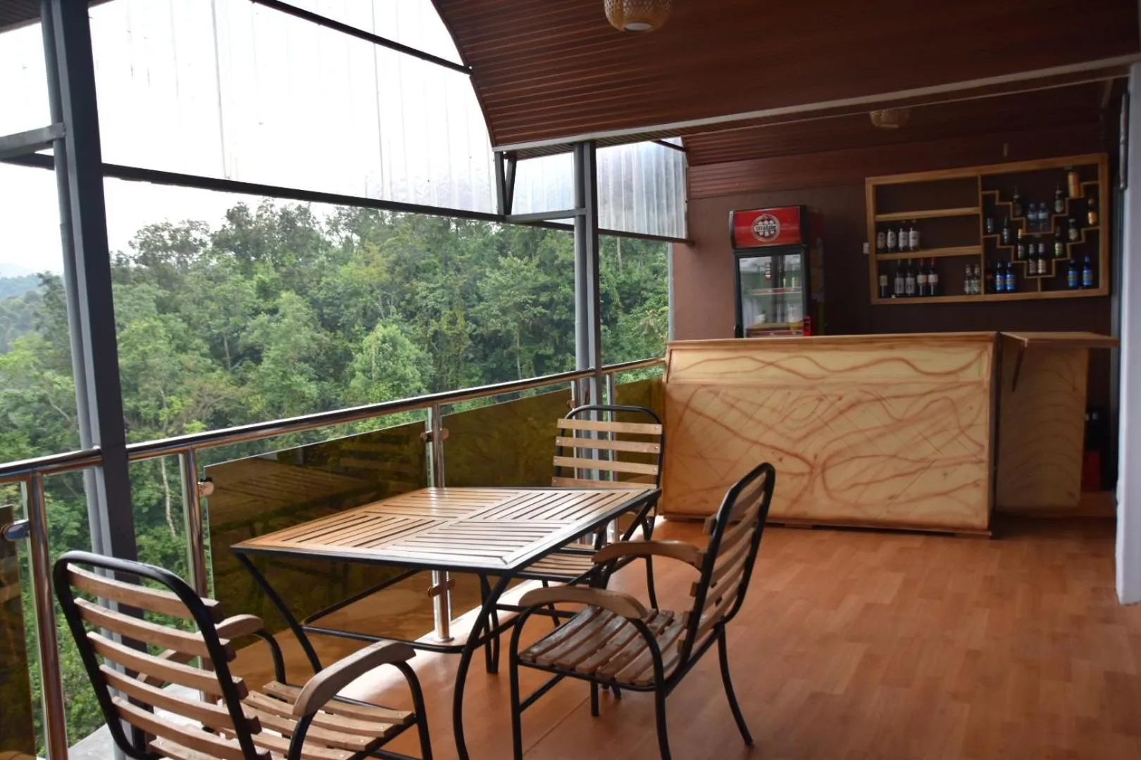 Patio in Chimpanzee Lodge