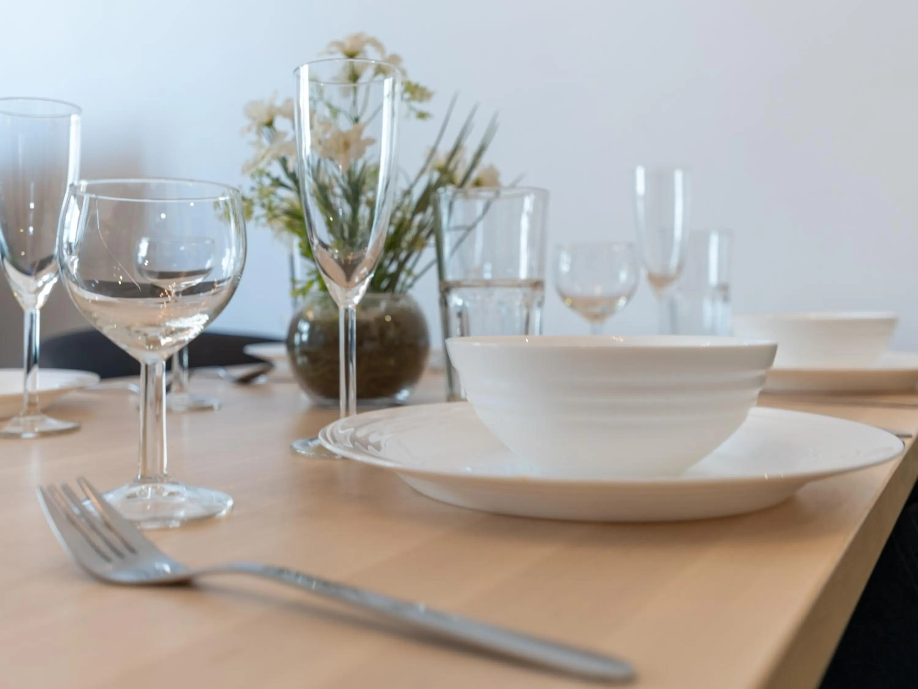 White Sage - Fountain View Stylish Apt With Spacious Terrace