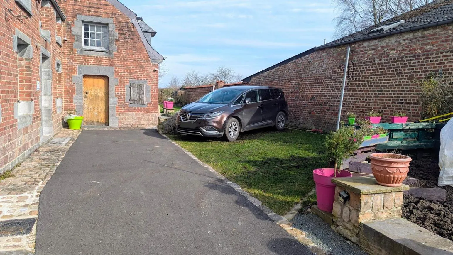 Parking in Au repos de la licorne