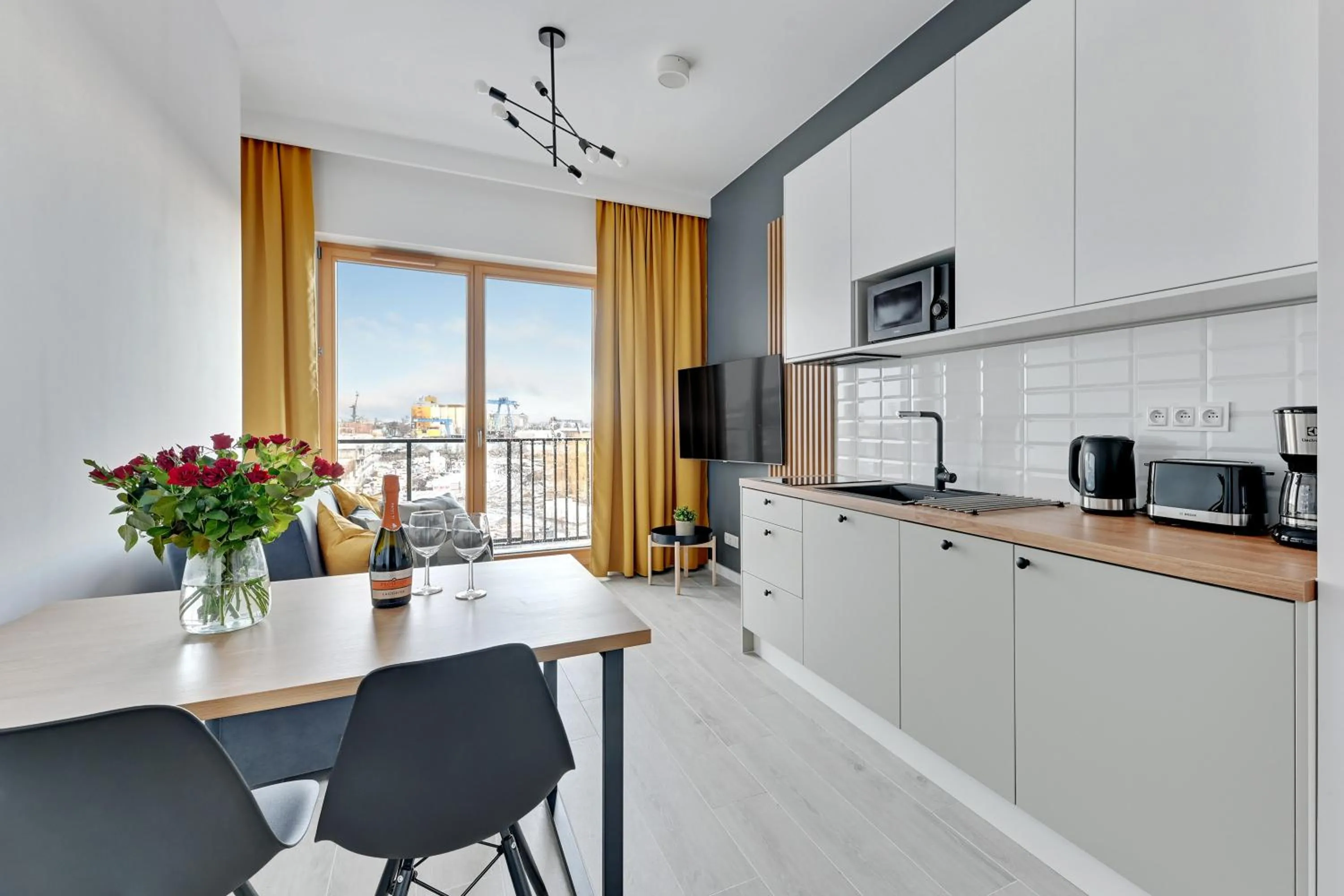 Studio Apartment - Sienna Grobla 6D Street in Nadmotławie Sauna & Gym by Blue Mandarin