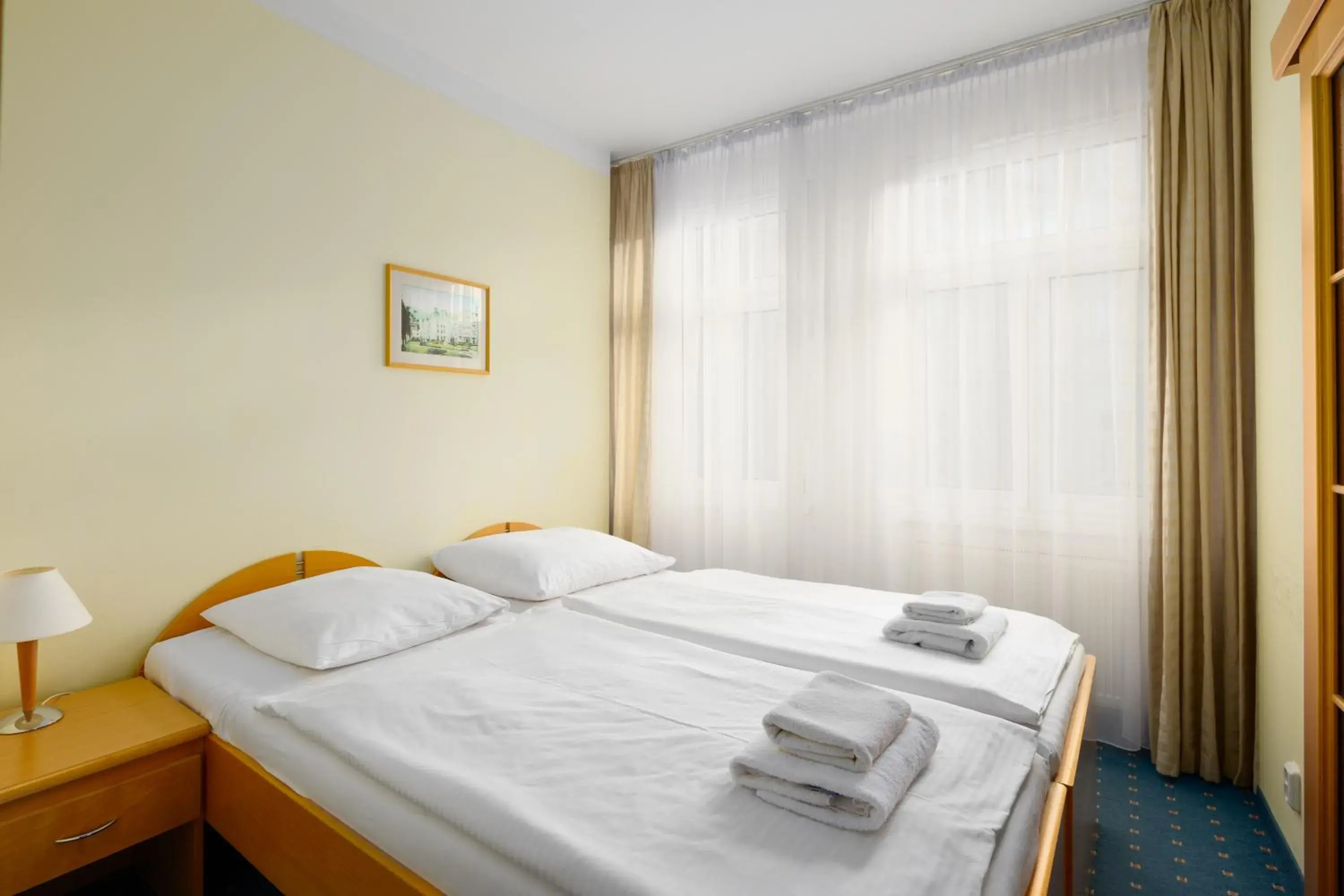 Suite with City View in Wellness Hotel Jean De Carro Suite with City View in Wellness Hotel Jean De Carro