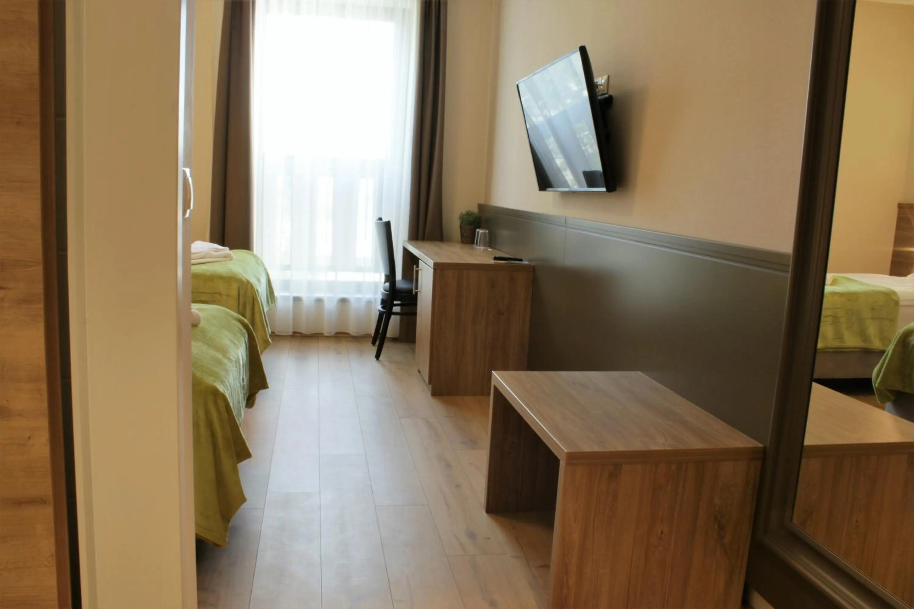 Photo of the whole room, Bed in D50 Hotel