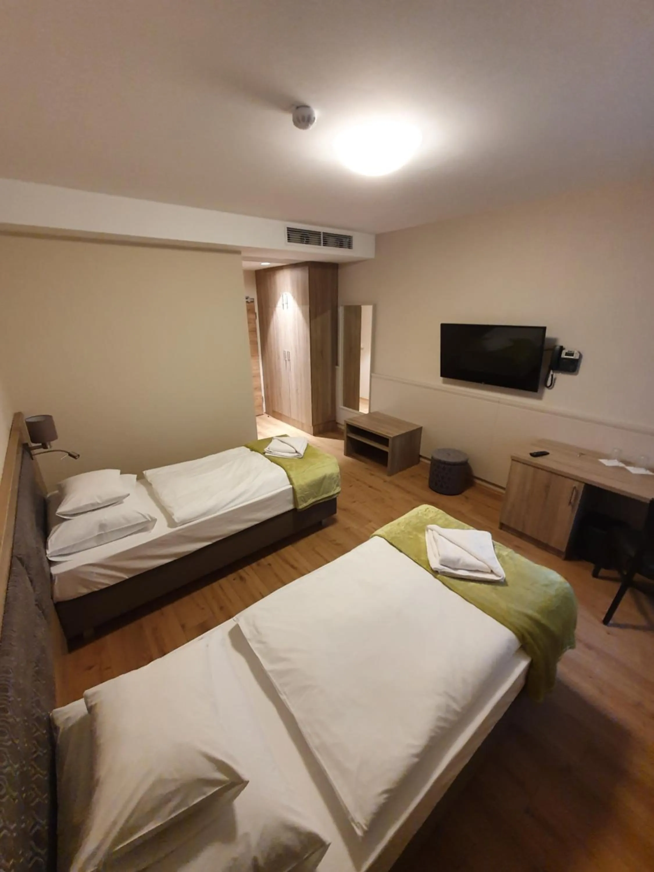 Photo of the whole room, Bed in D50 Hotel