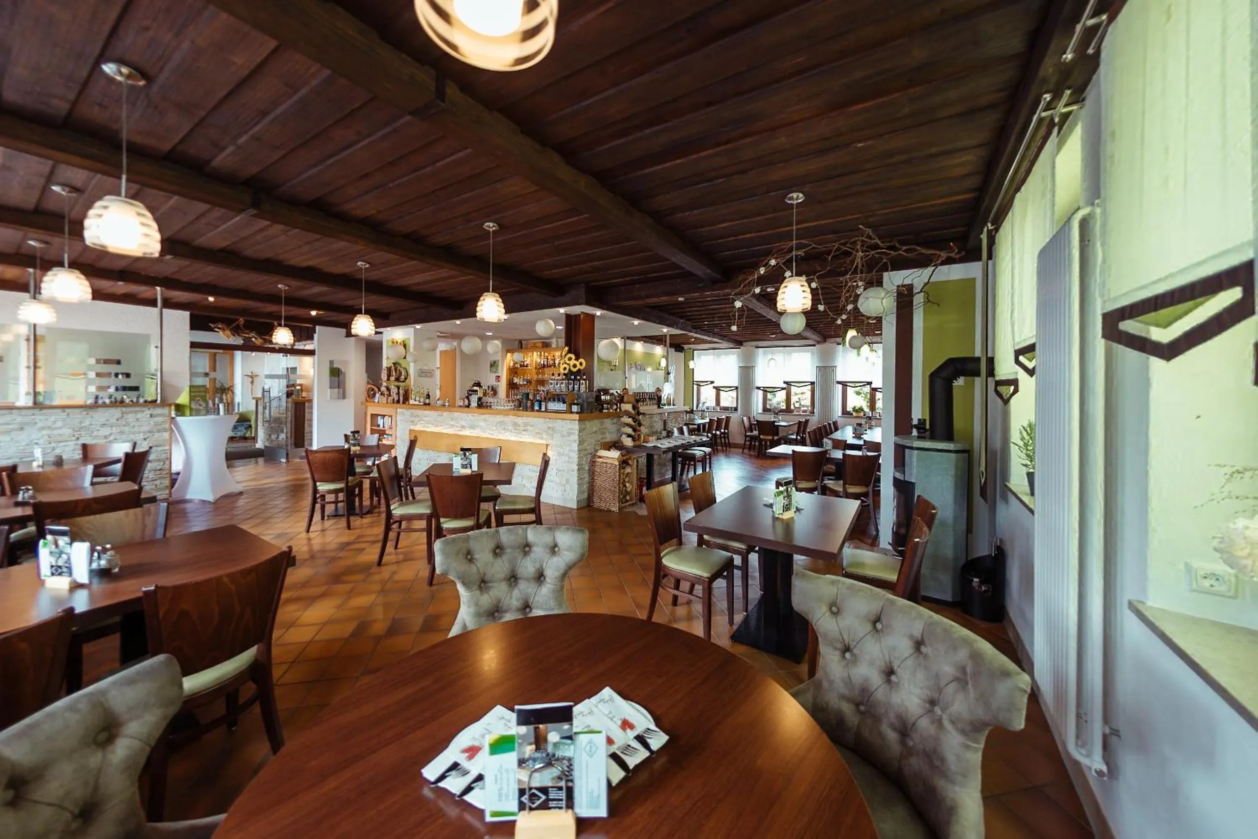 Restaurant/places to eat in Das Arni´s