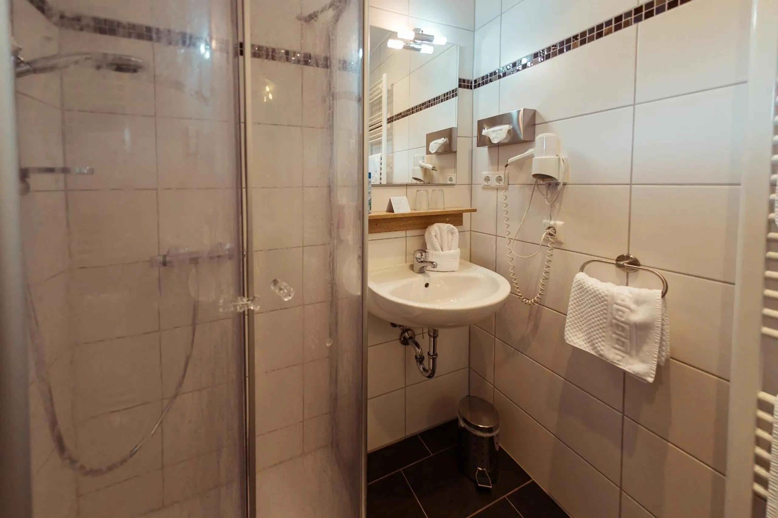 Photo of the whole room in Das Arni´s