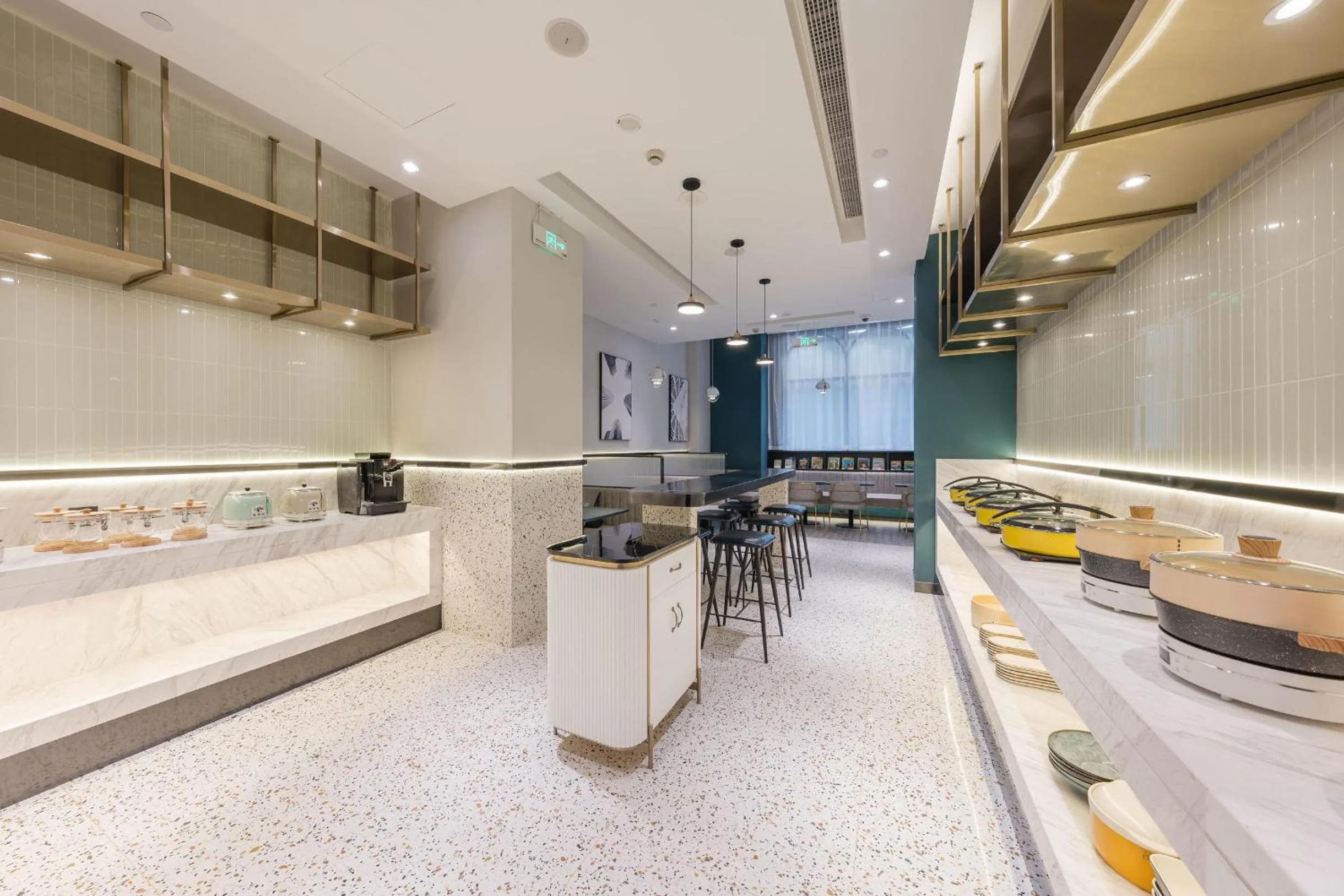 Food in Atour X Shanghai Jing'an huashanlu Temple