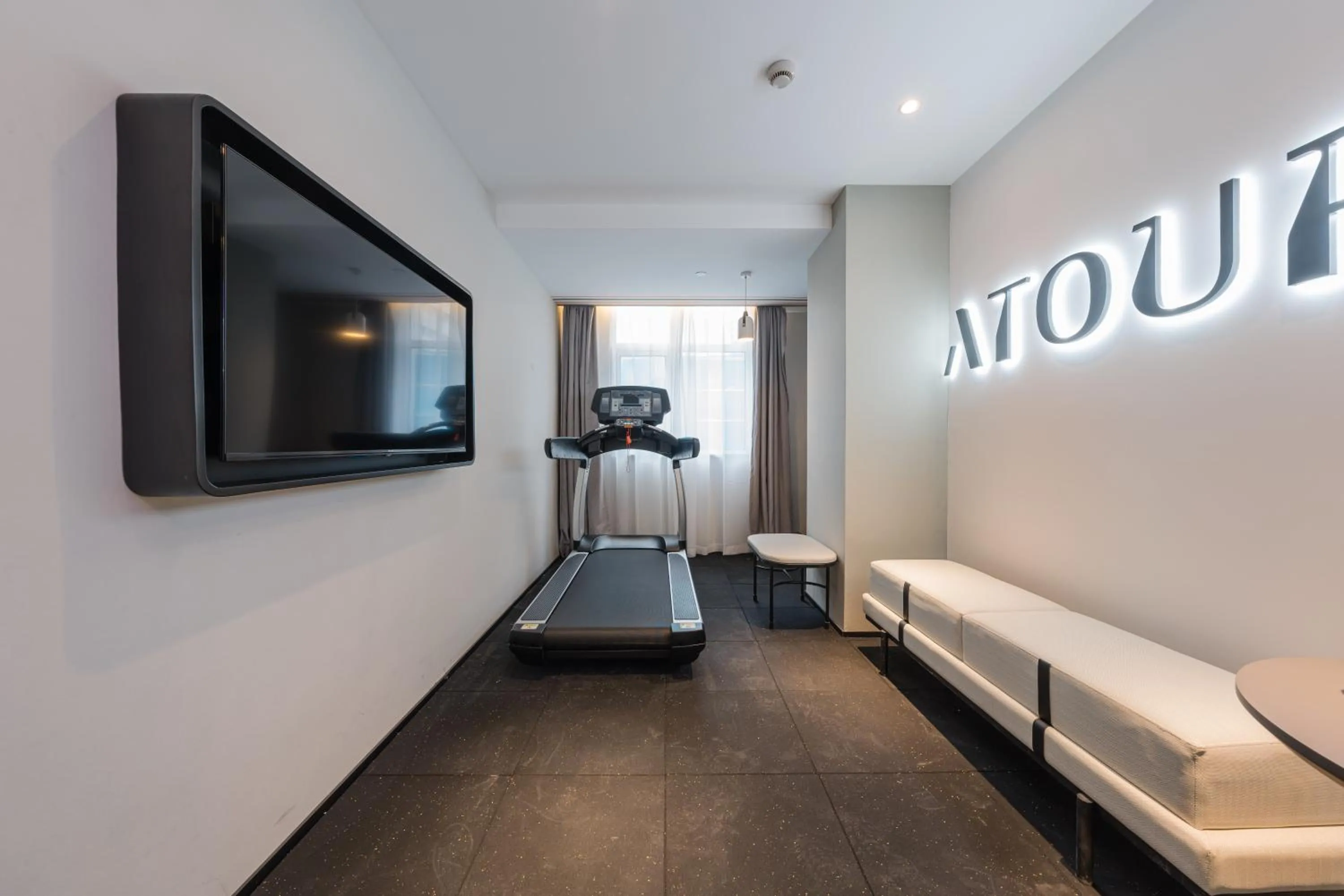 Fitness centre/facilities in Atour X Shanghai Jing'an huashanlu Temple