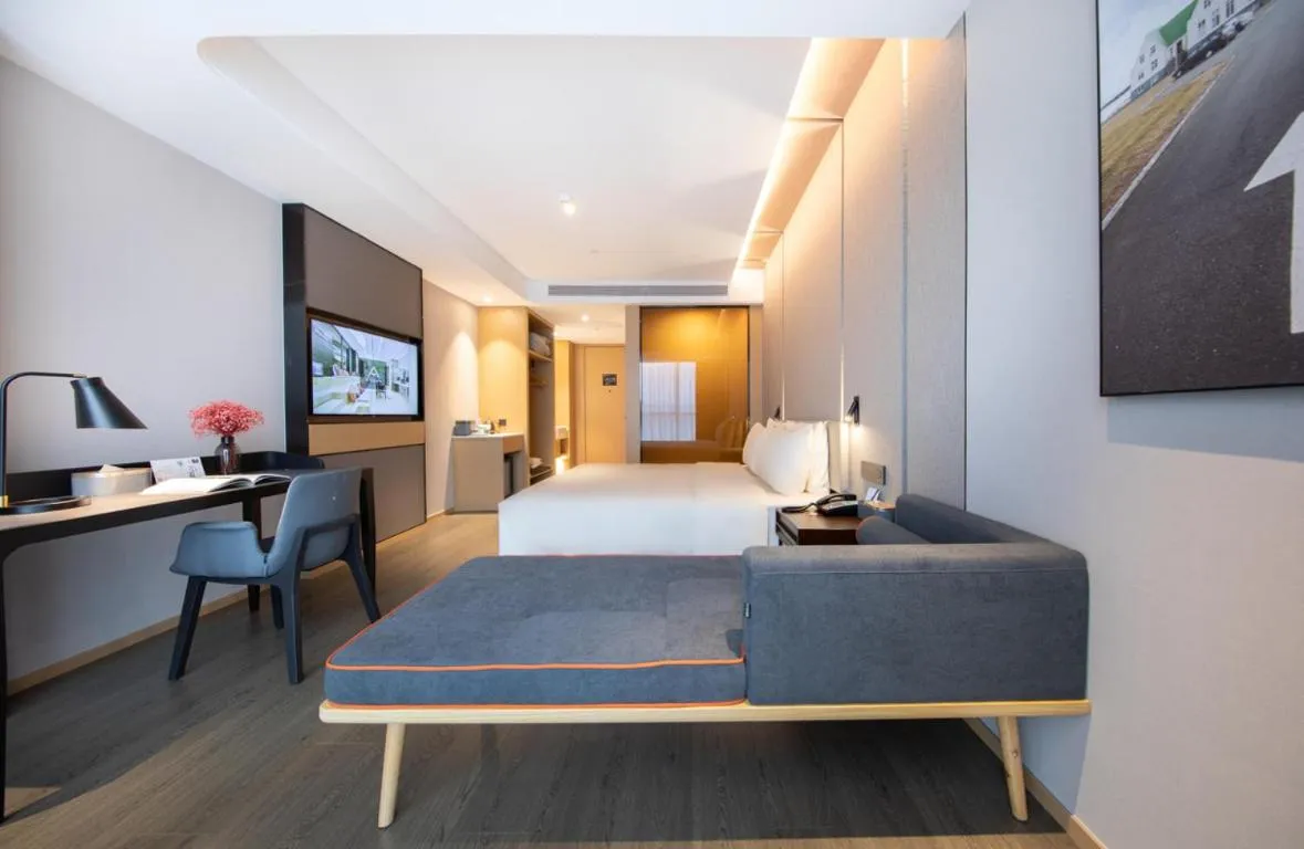 Bed in Atour Hotel Ningbo Fenghua Huizheng Street