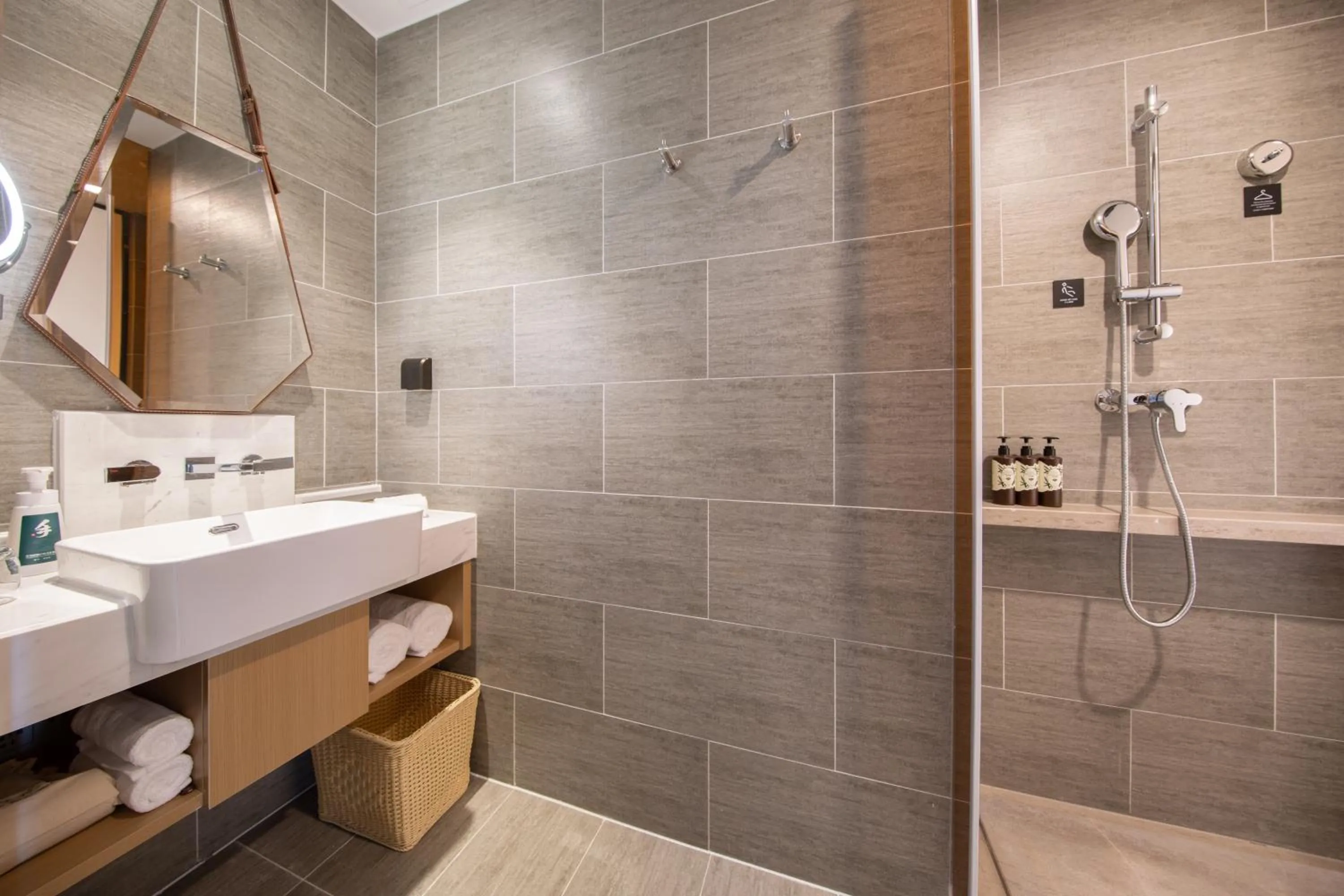 Atour Hotel Linyi Beijing Road