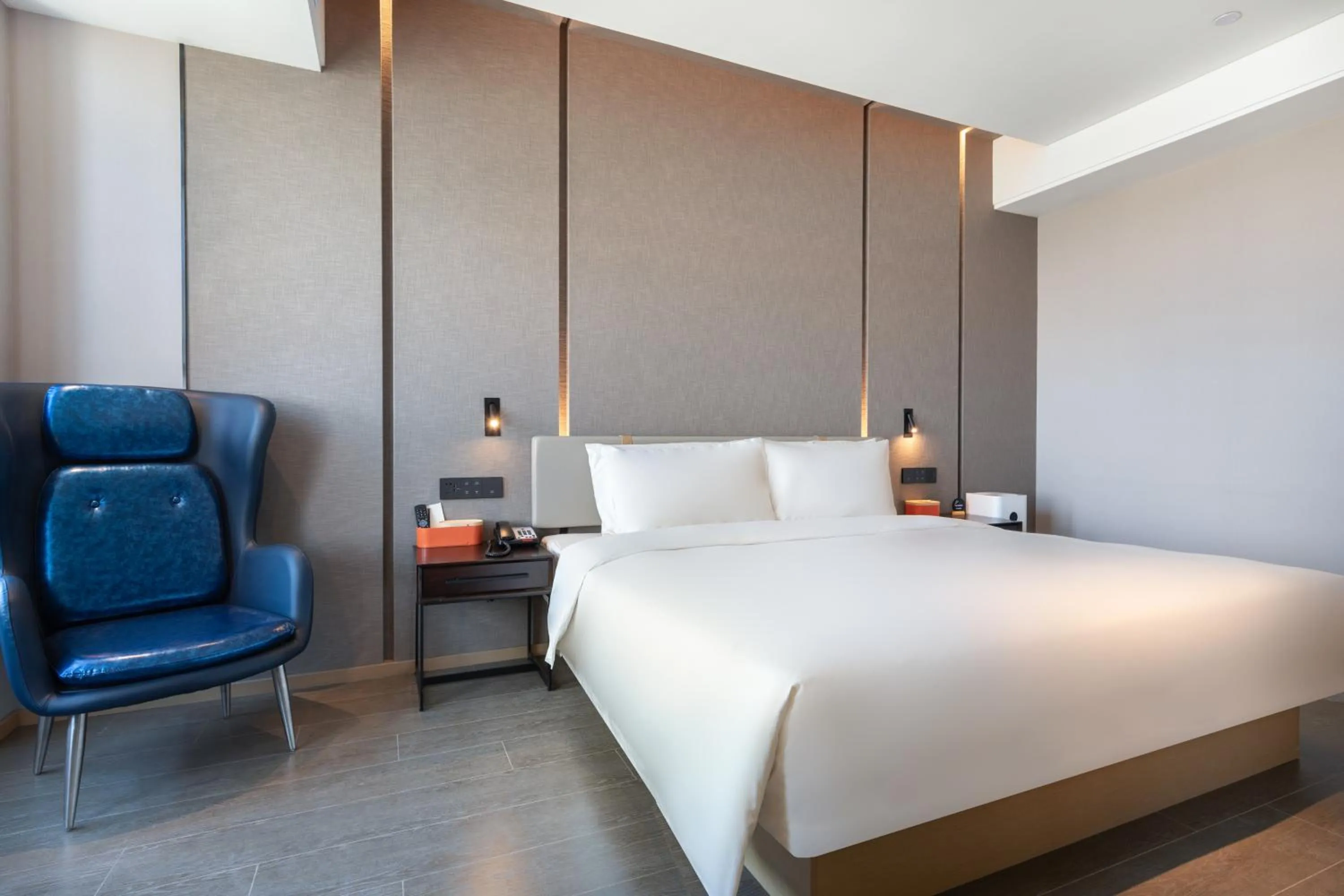 Bed in Atour Hotel Wuhan Jinyin Lake