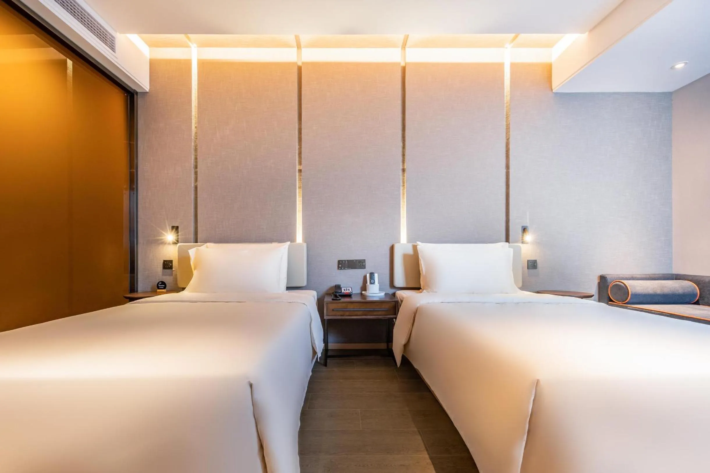 Bed in Atour Hotel Shenzhen Huaqiang North