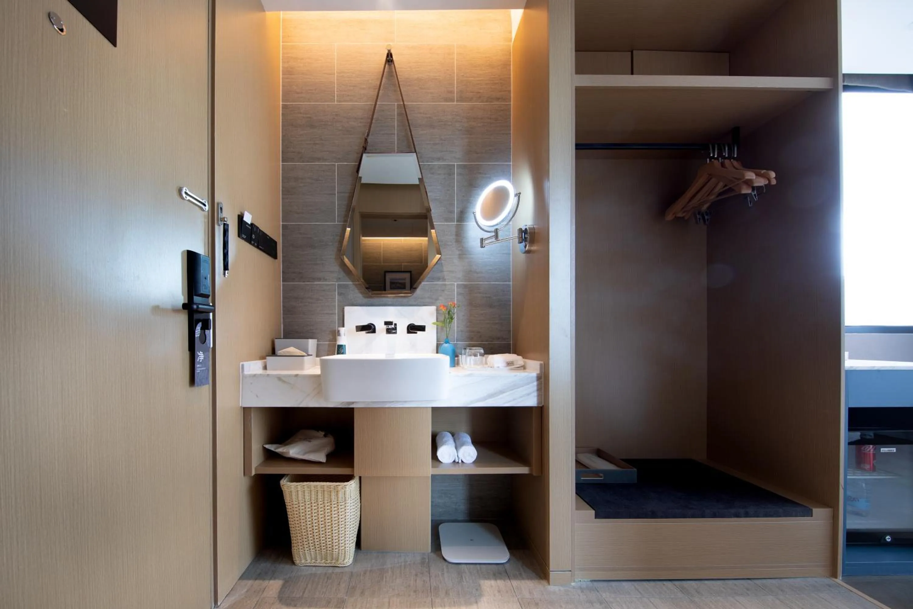 Atour Hotel Shenzhen Huaqiang North