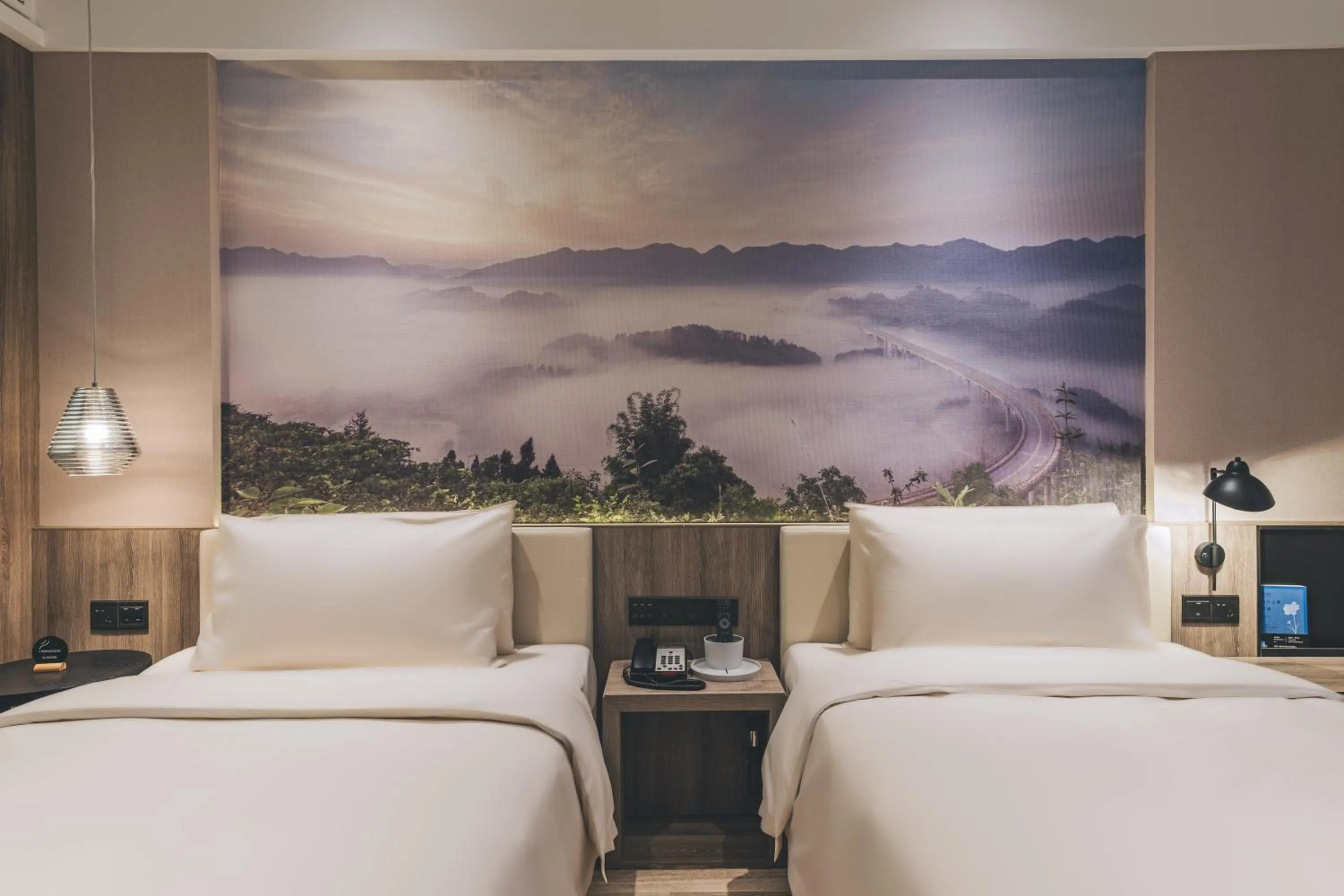 Bed in Atour Hotel Chongqiang Jiangbei Airport