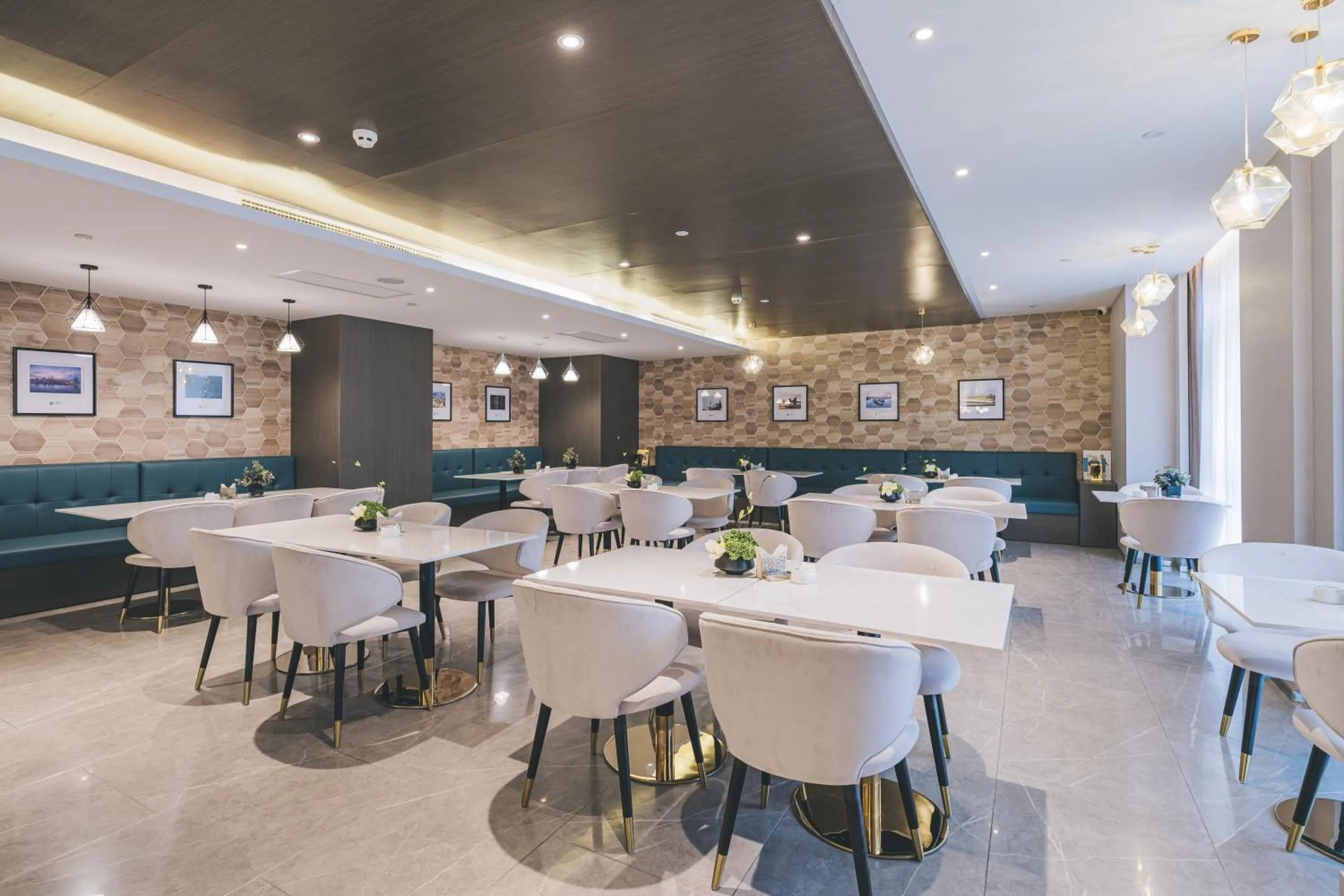 Breakfast in Atour Hotel Chongqiang Jiangbei Airport