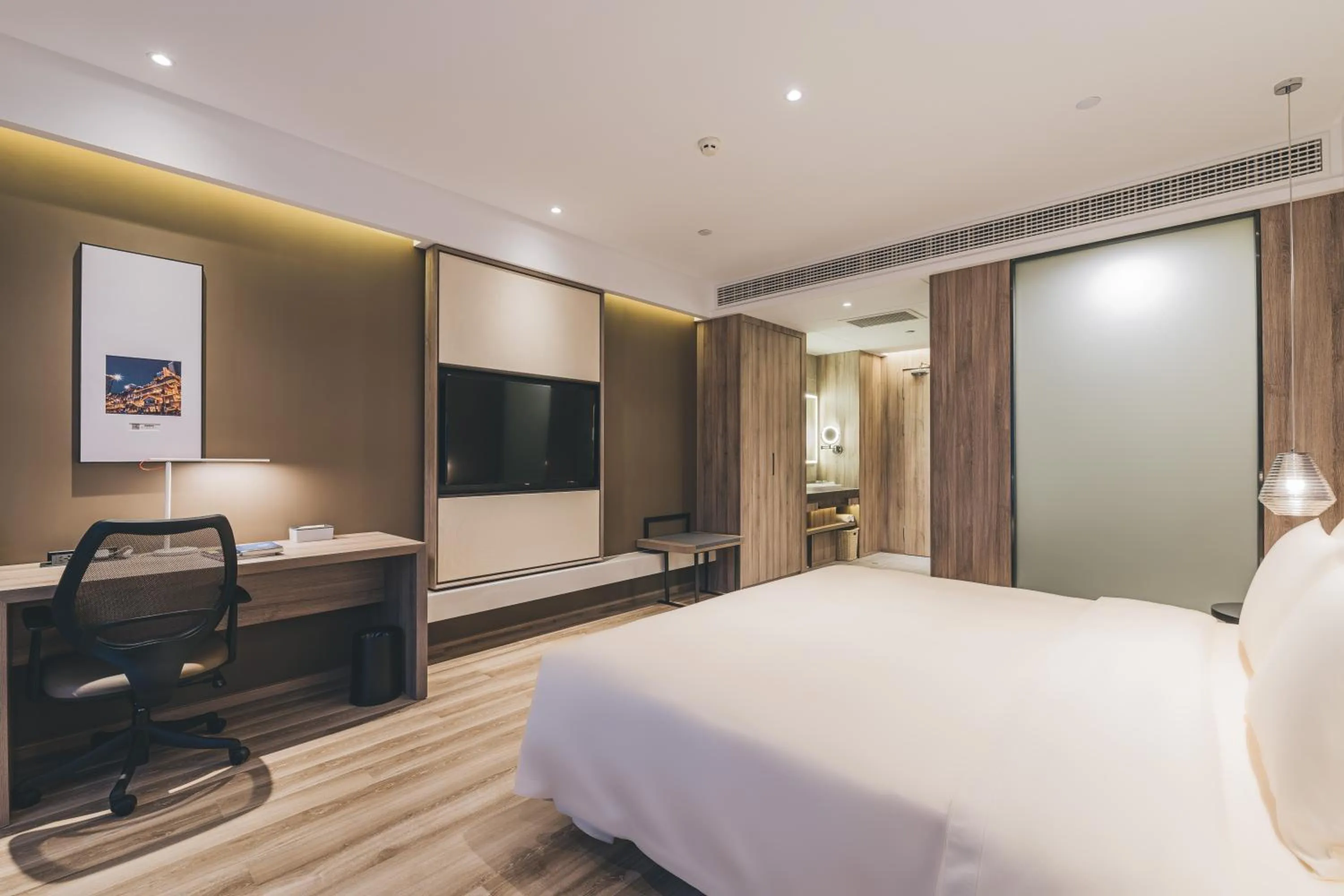 Bed in Atour Hotel Chongqiang Jiangbei Airport