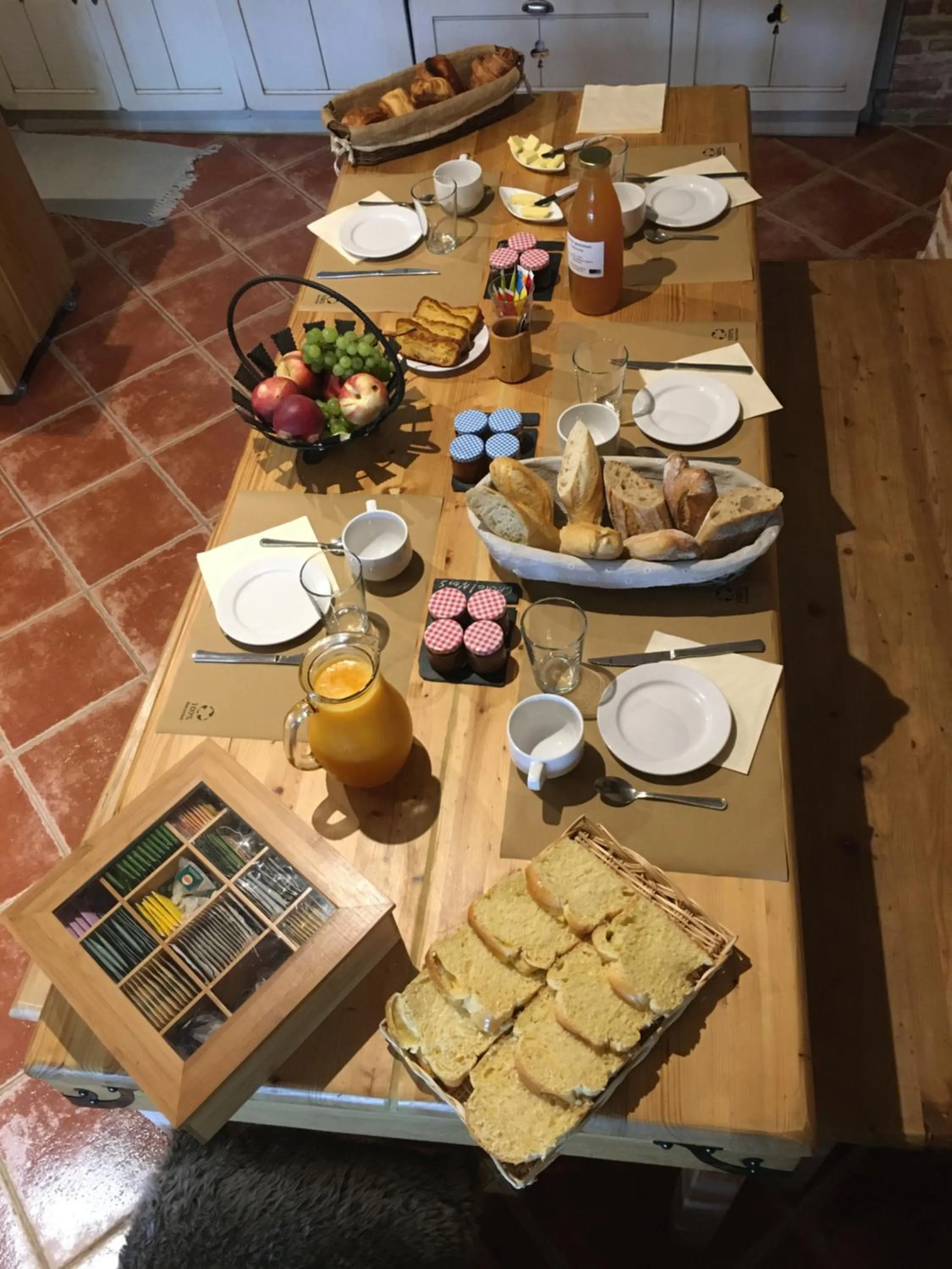 Breakfast in LE DOMAINE DU SENS