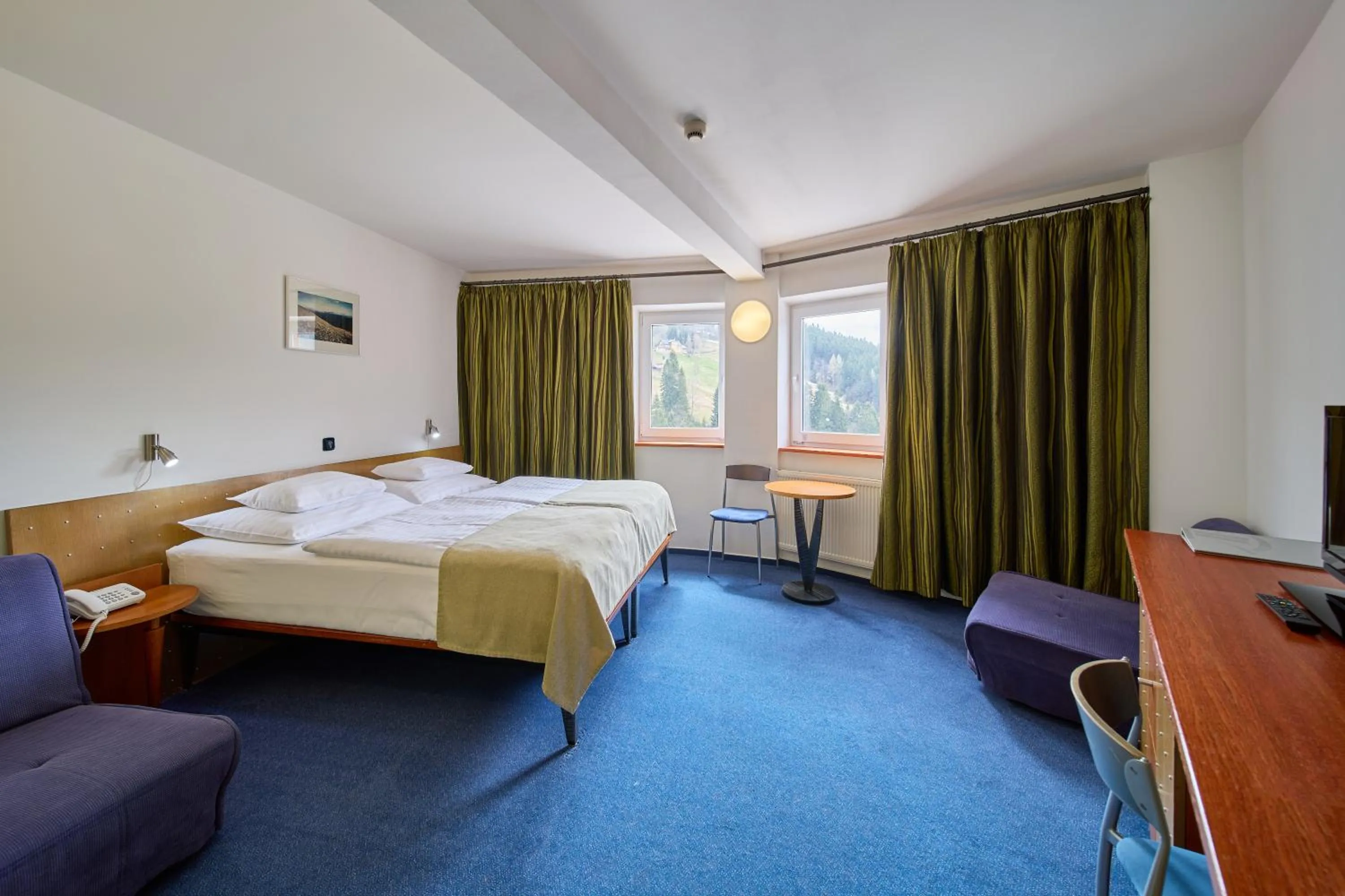 Bedroom, Bed in Hotel Horizont