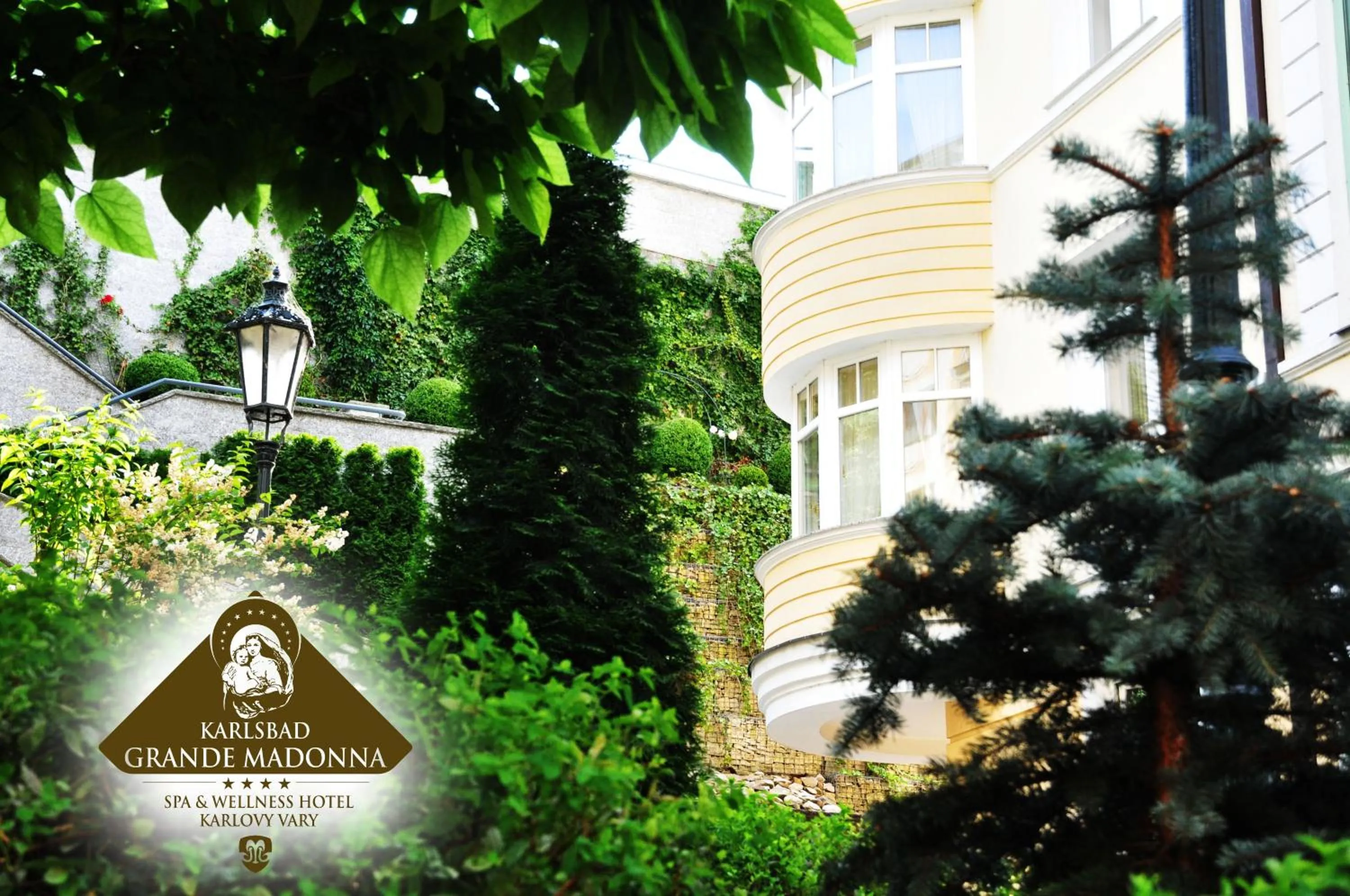 Property building in Karlsbad Grande Madonna