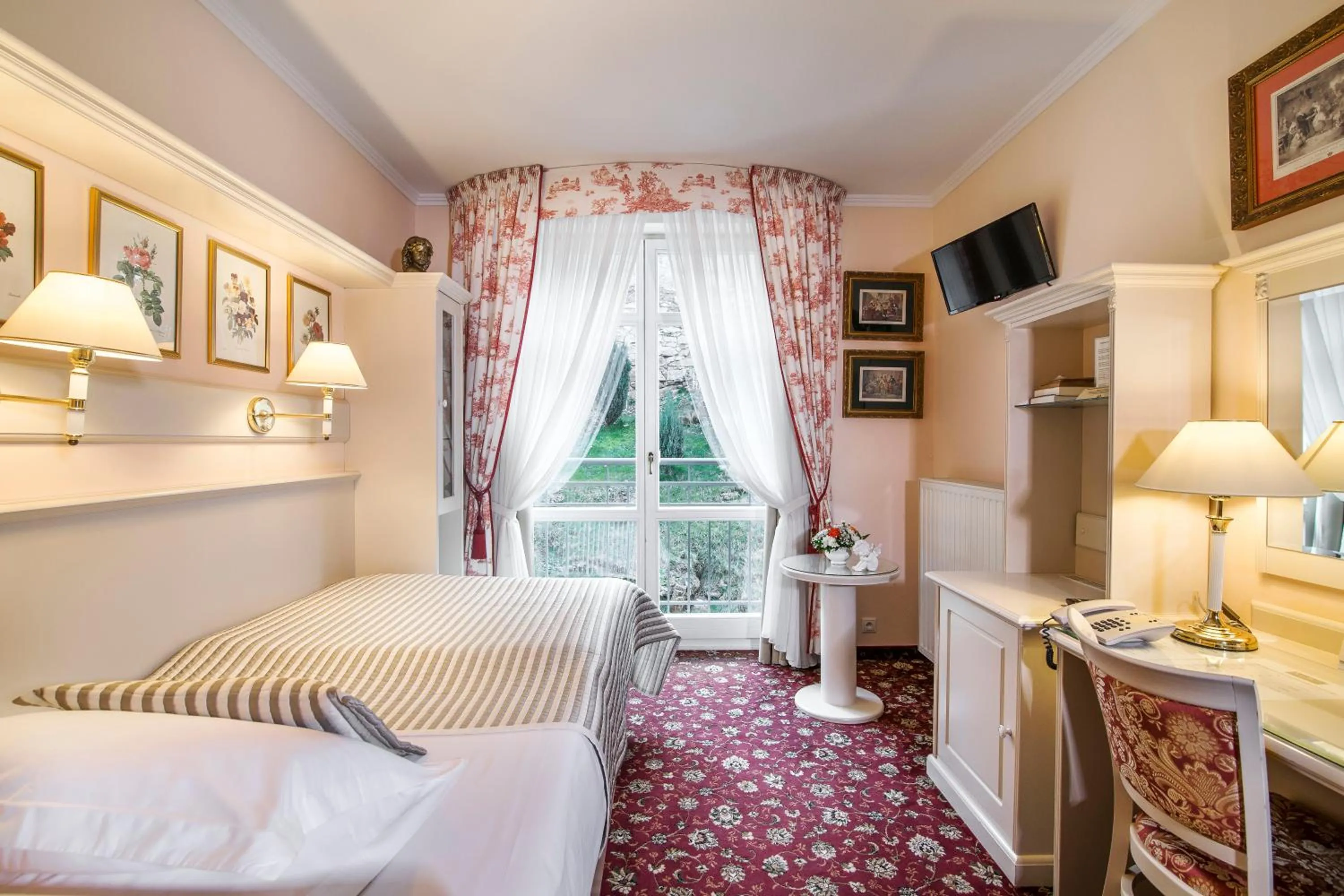 Bed in Karlsbad Grande Madonna