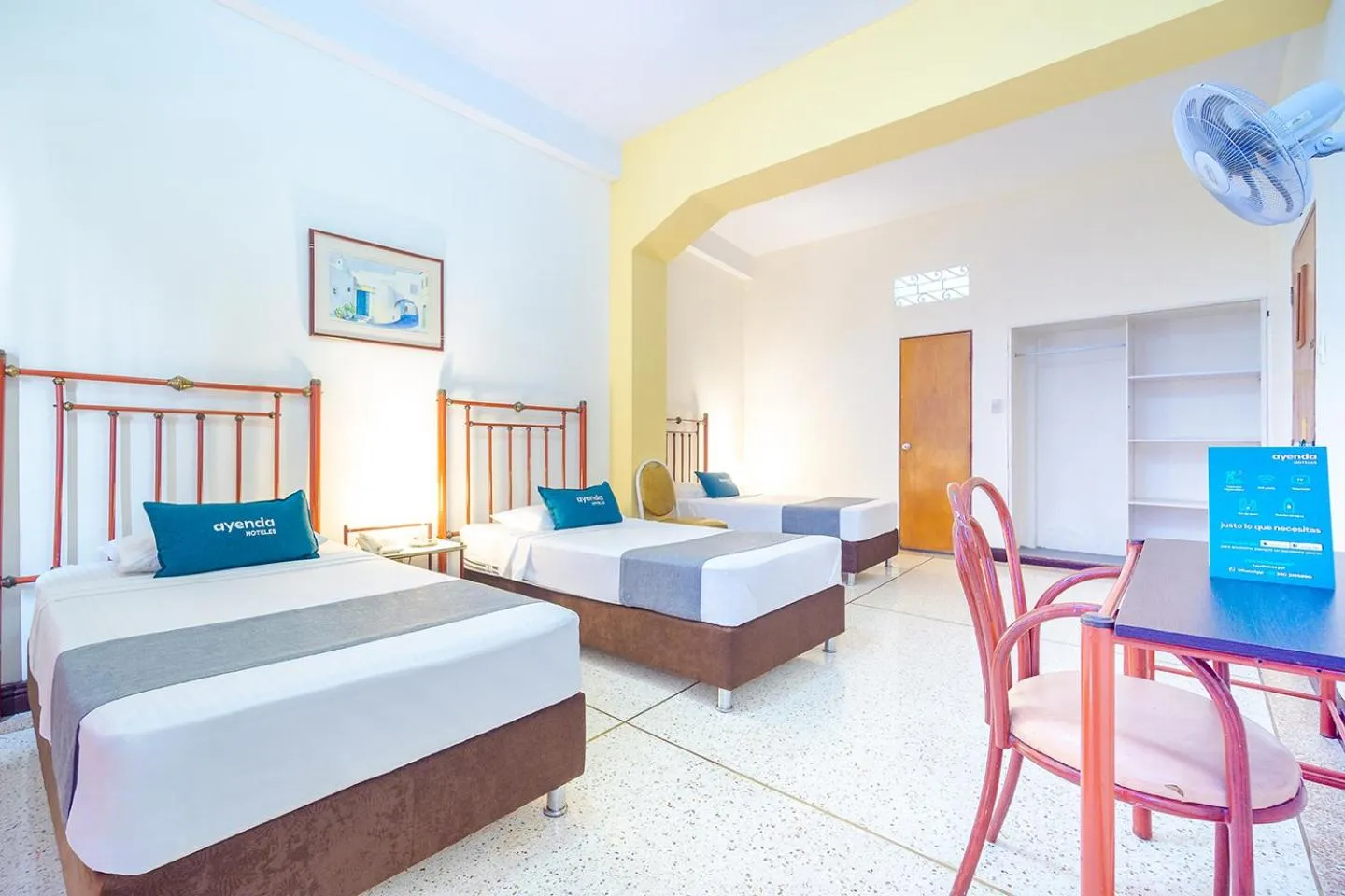 Bed in Hotel Astoria Real