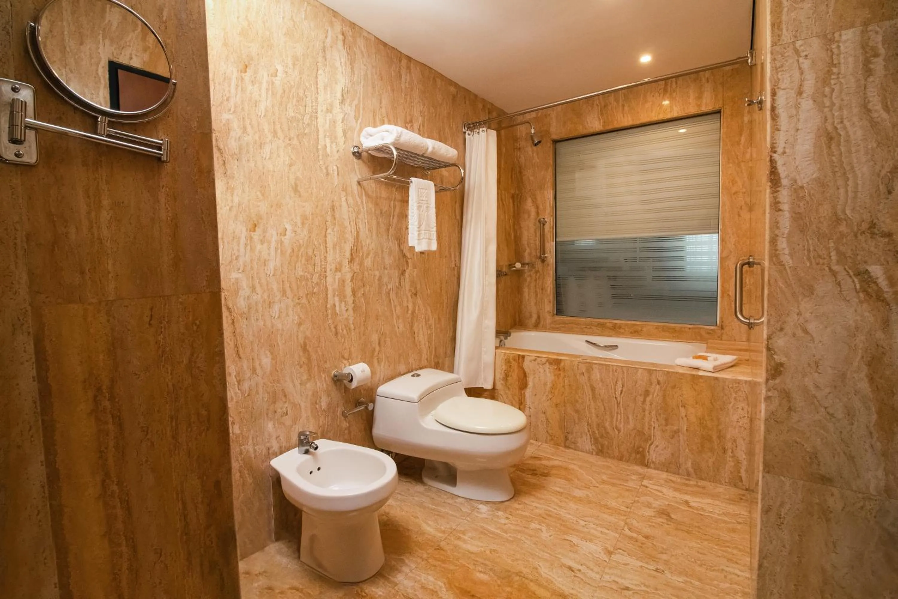 Bathroom in Eurobuilding Hotel & Suites Guayana