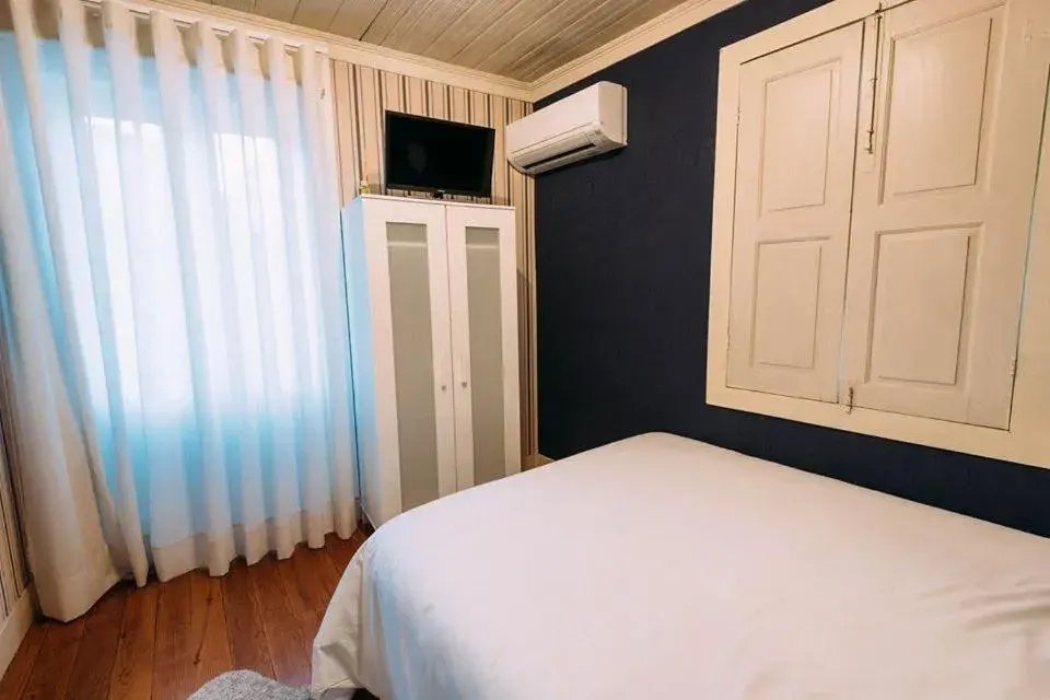 Double Room with Shared Bathroom in CTR Guest House Double Room with Shared Bathroom in CTR Guest House