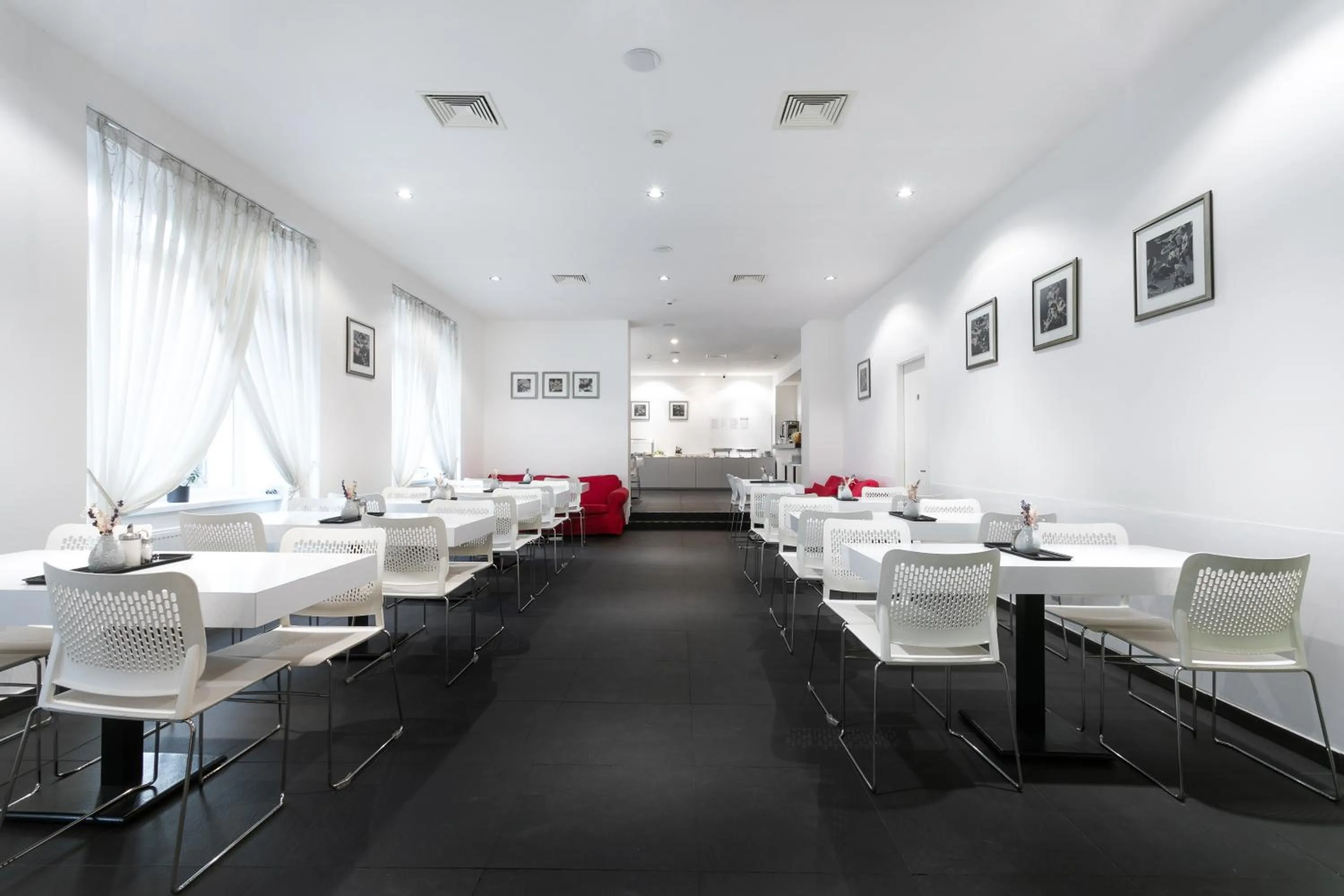 Restaurant/places to eat in My Hotel Apollon