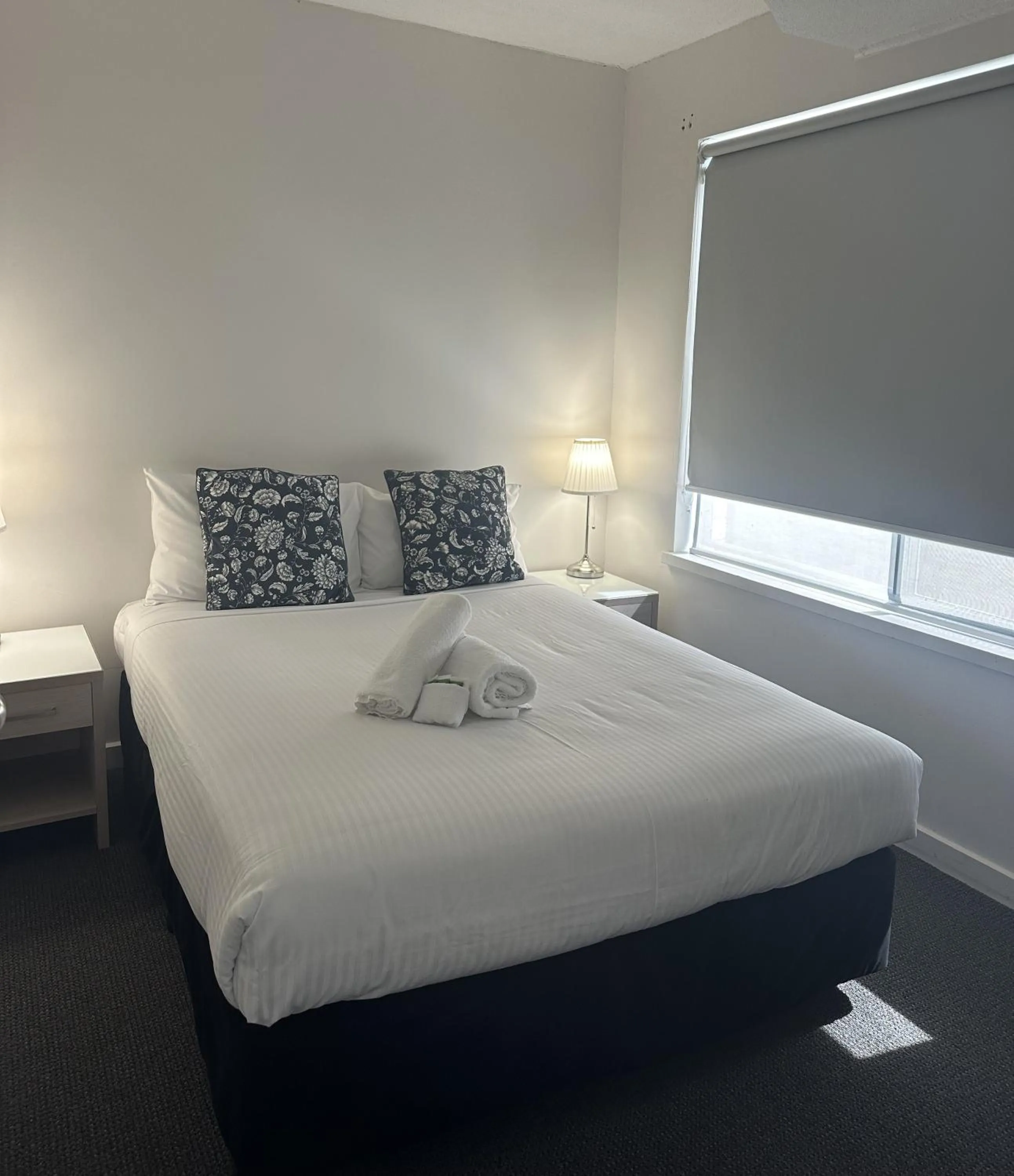 Bed in Batemans Bay Lodge