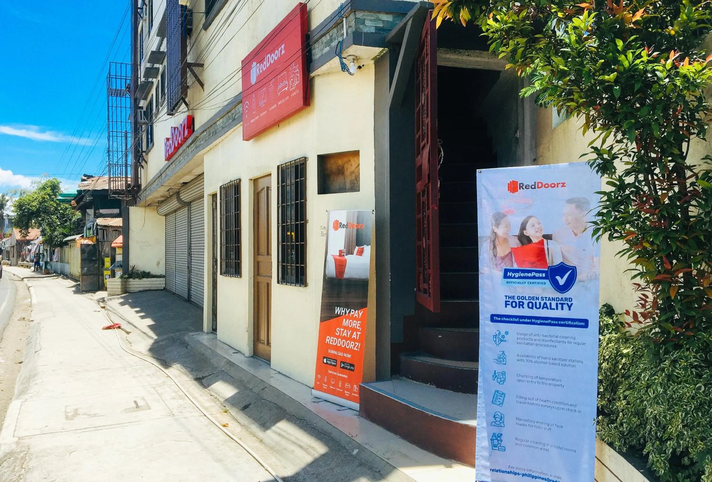 Property building in RedDoorz @ El Cuarto SRP Talisay