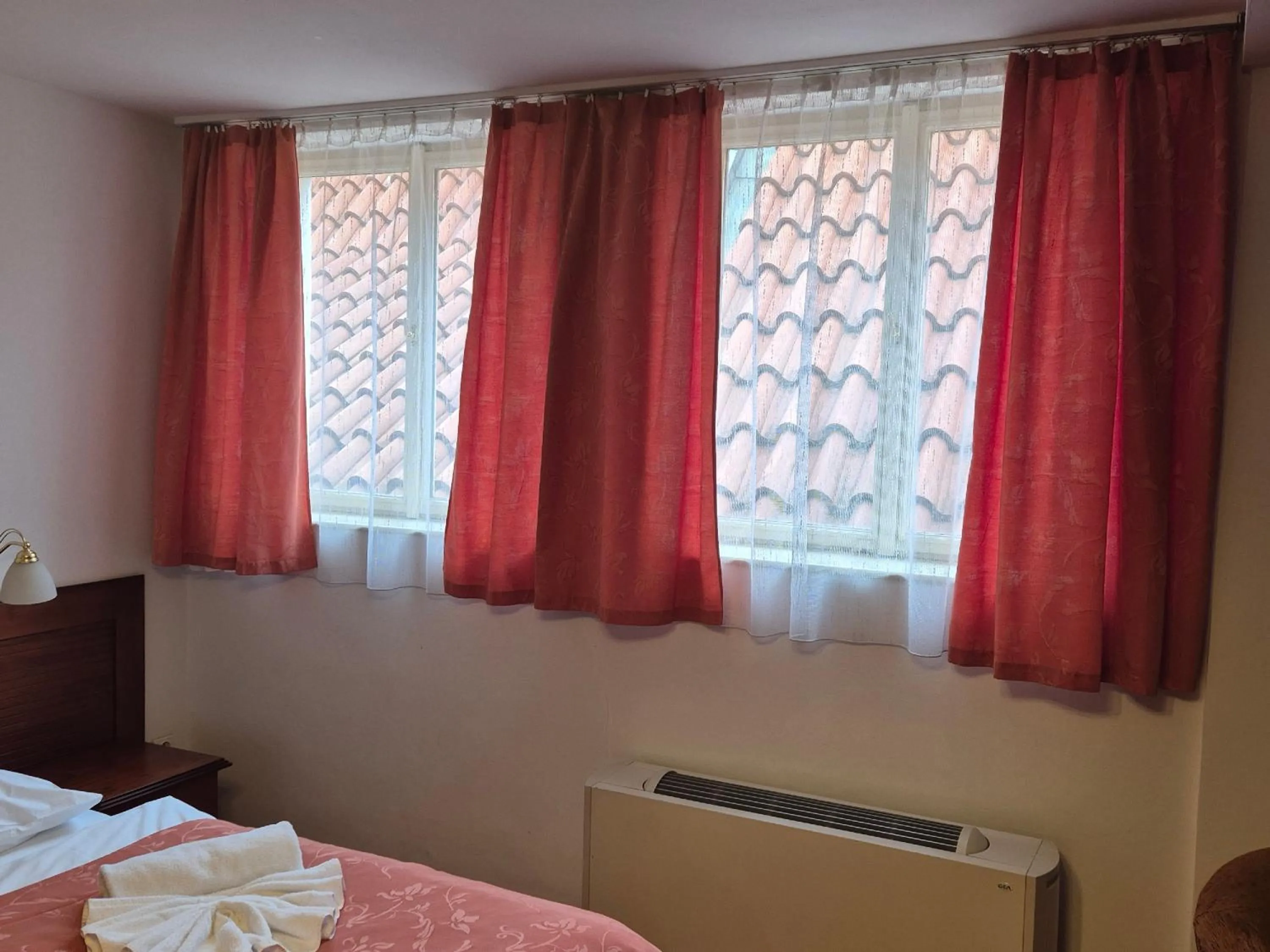 View (from property/room), Bed in Hotel Lippert