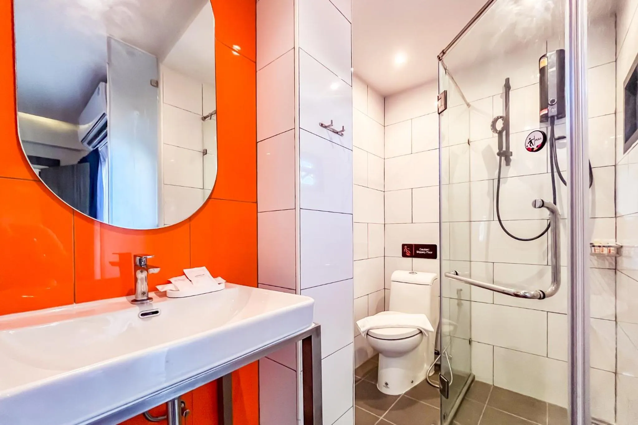 Shower in SureStay by Best Western Iconic Ari-Jatujak