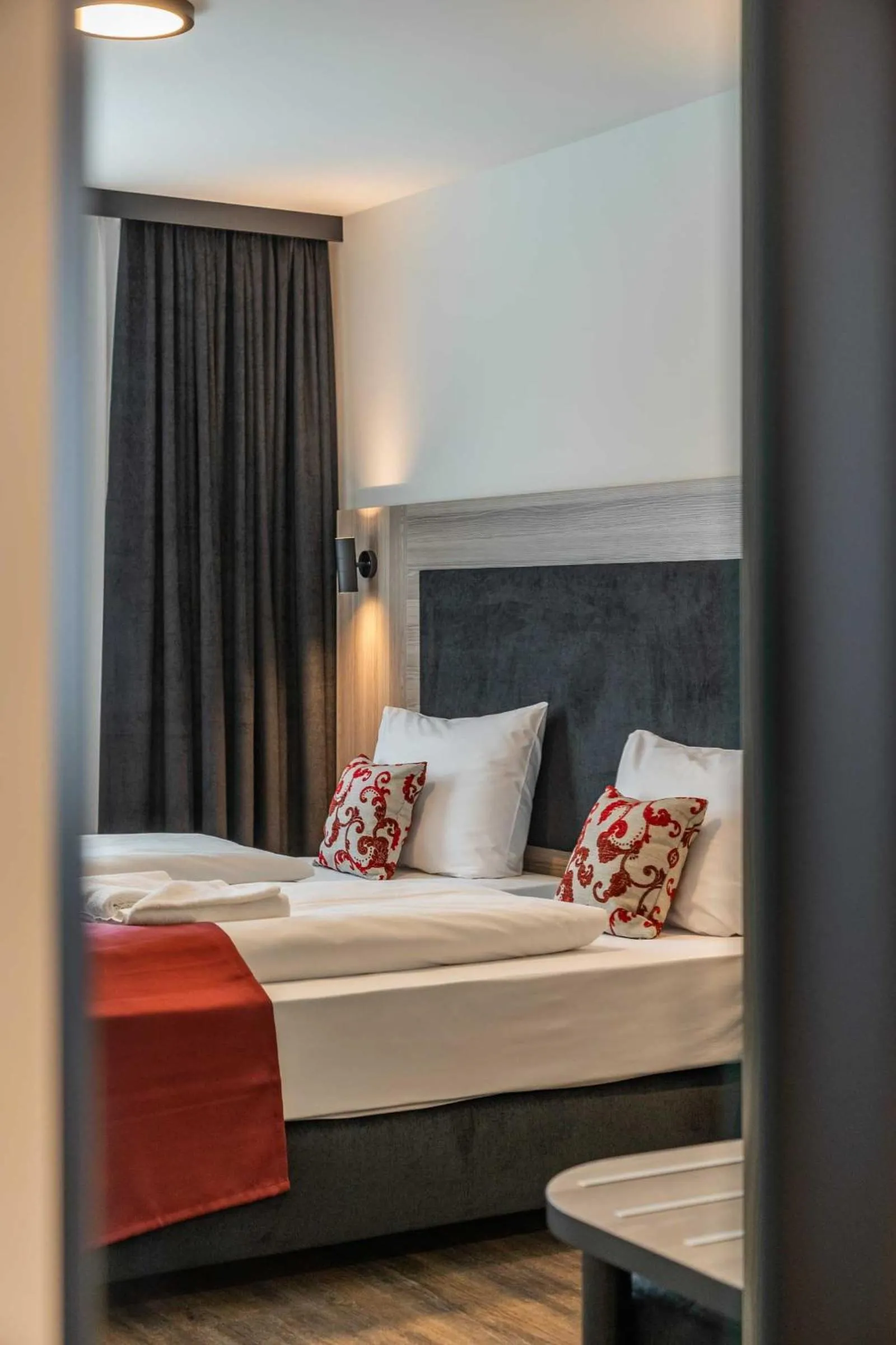 Photo of the whole room, Bed in Abasto Hotel Dachau