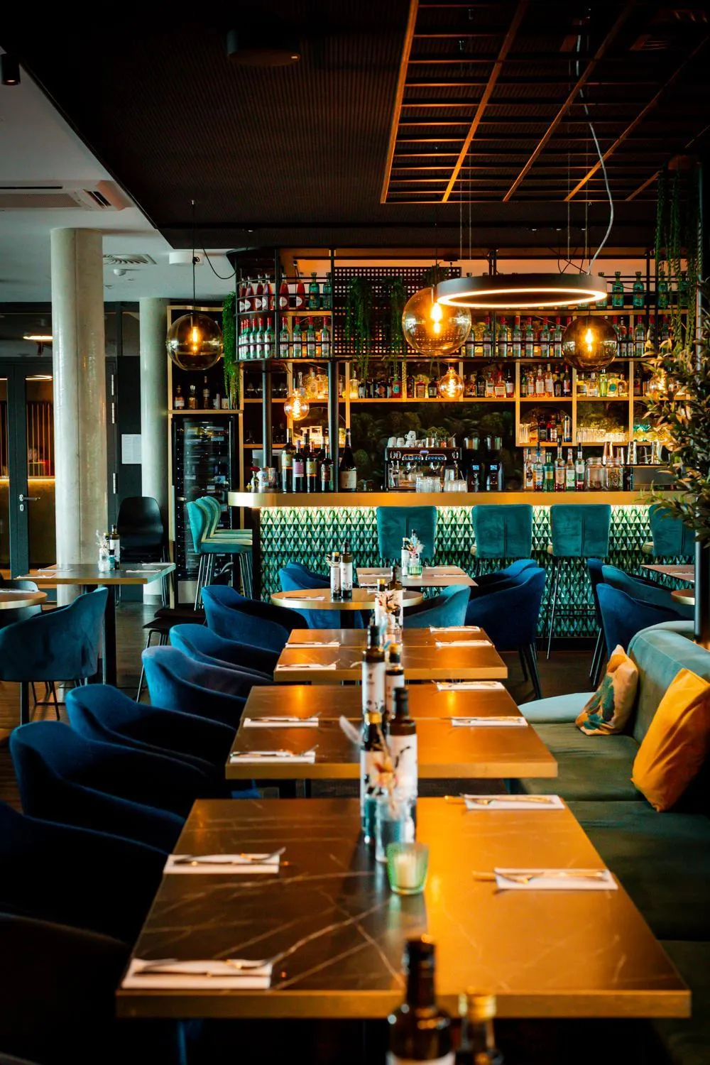 Restaurant/places to eat in Abasto Hotel Dachau