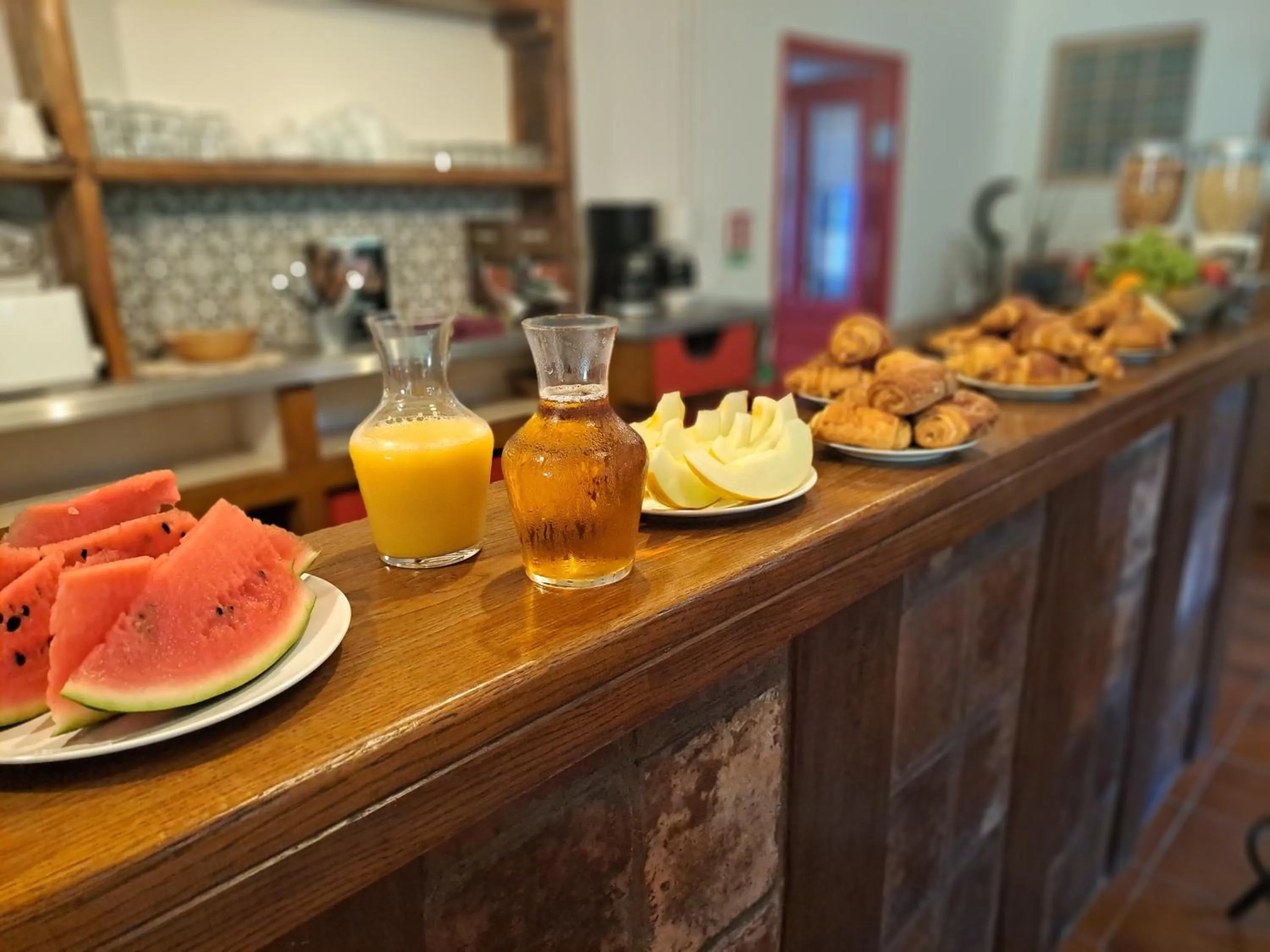 Breakfast in L'Interlude