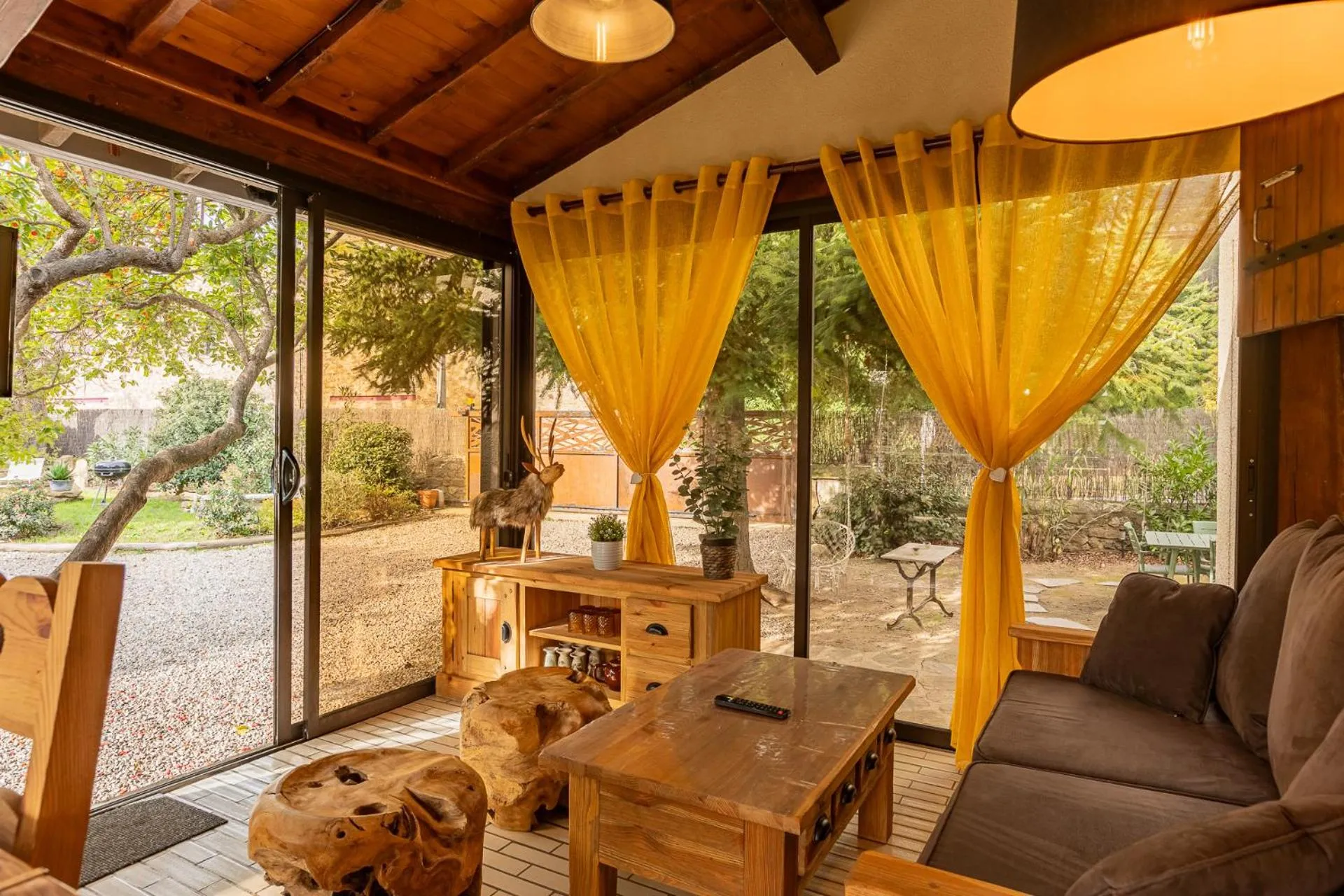 Dining area in L'Interlude