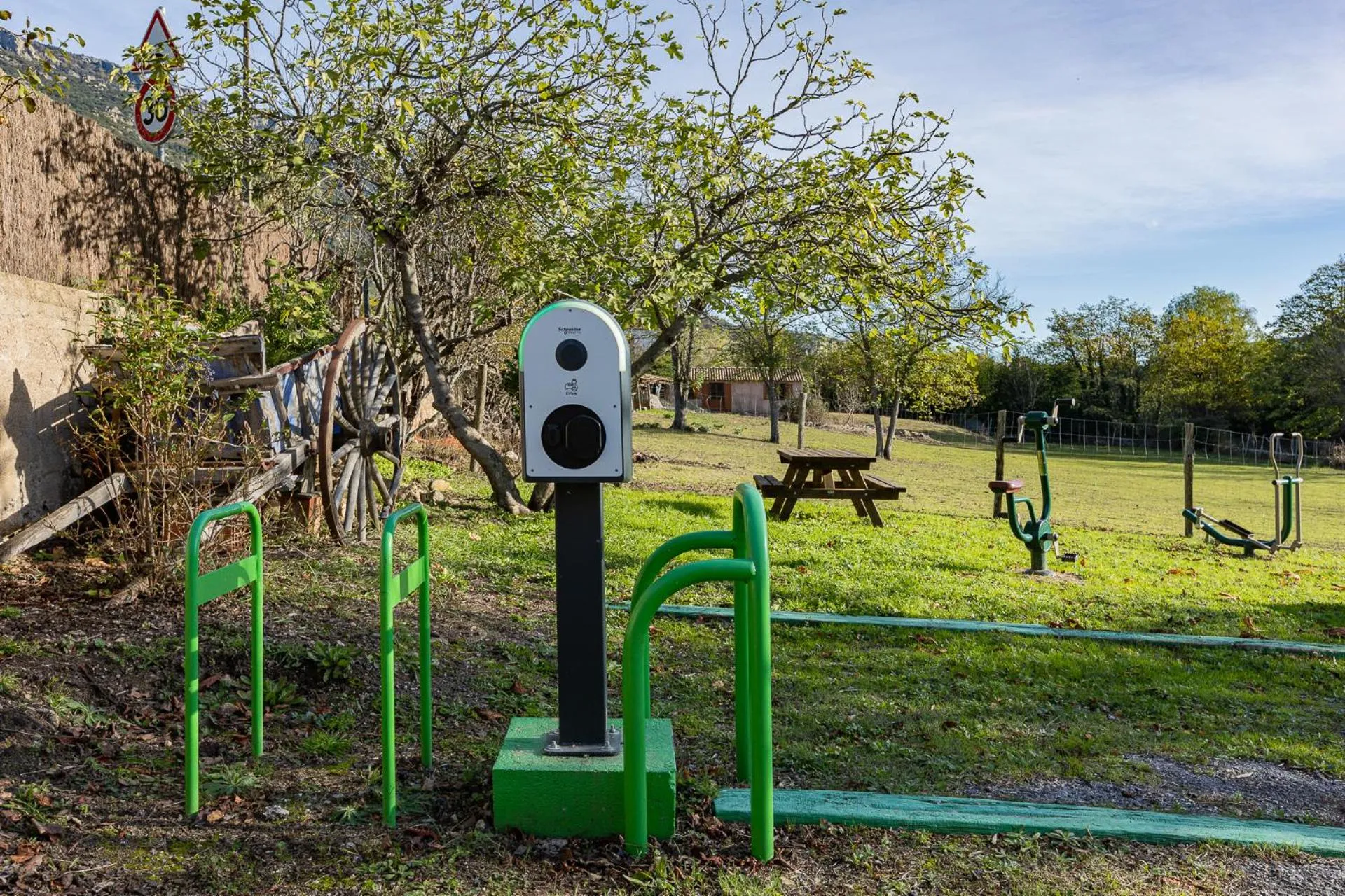 Children play ground in L'Interlude