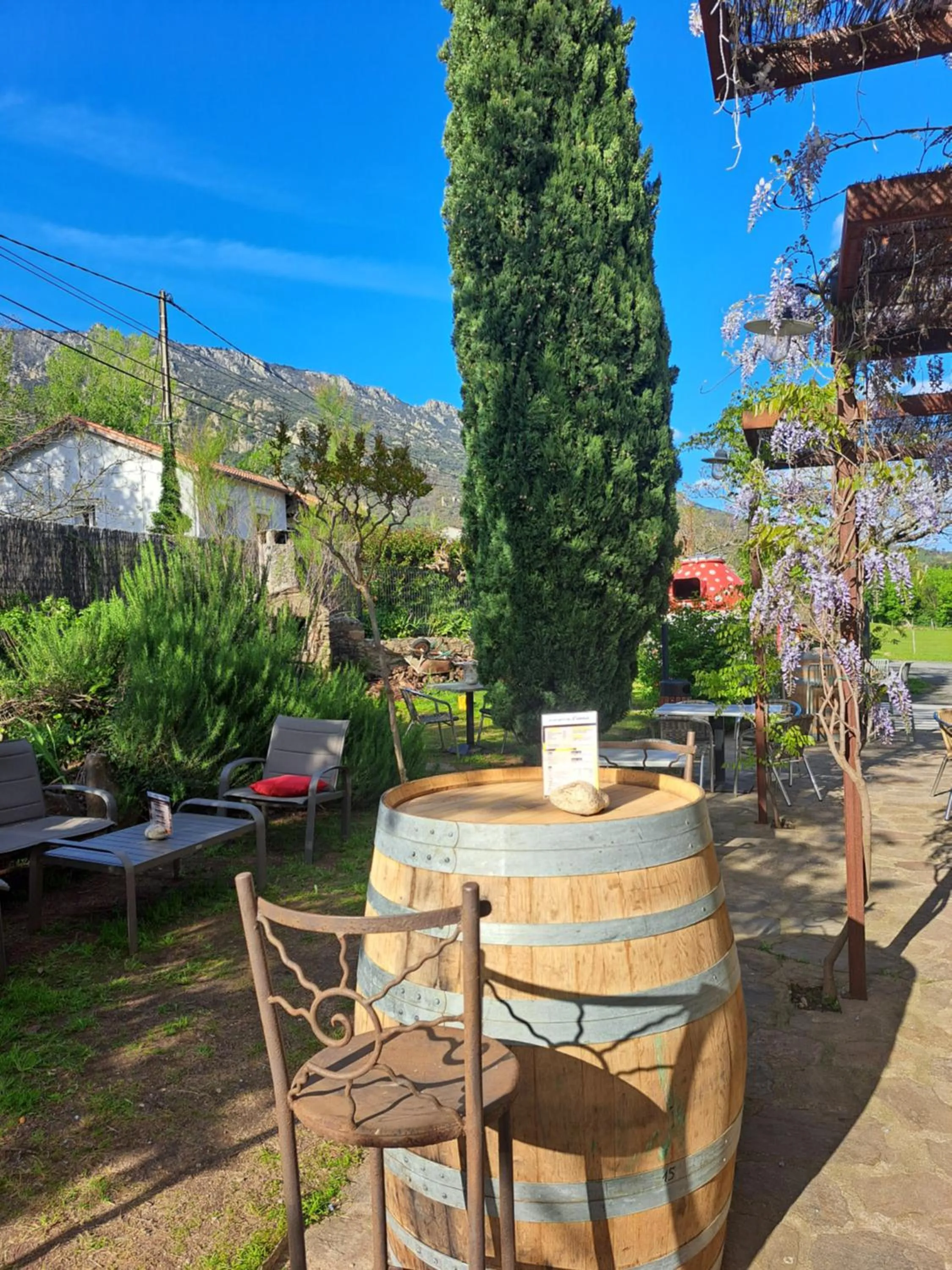 Patio in L'Interlude