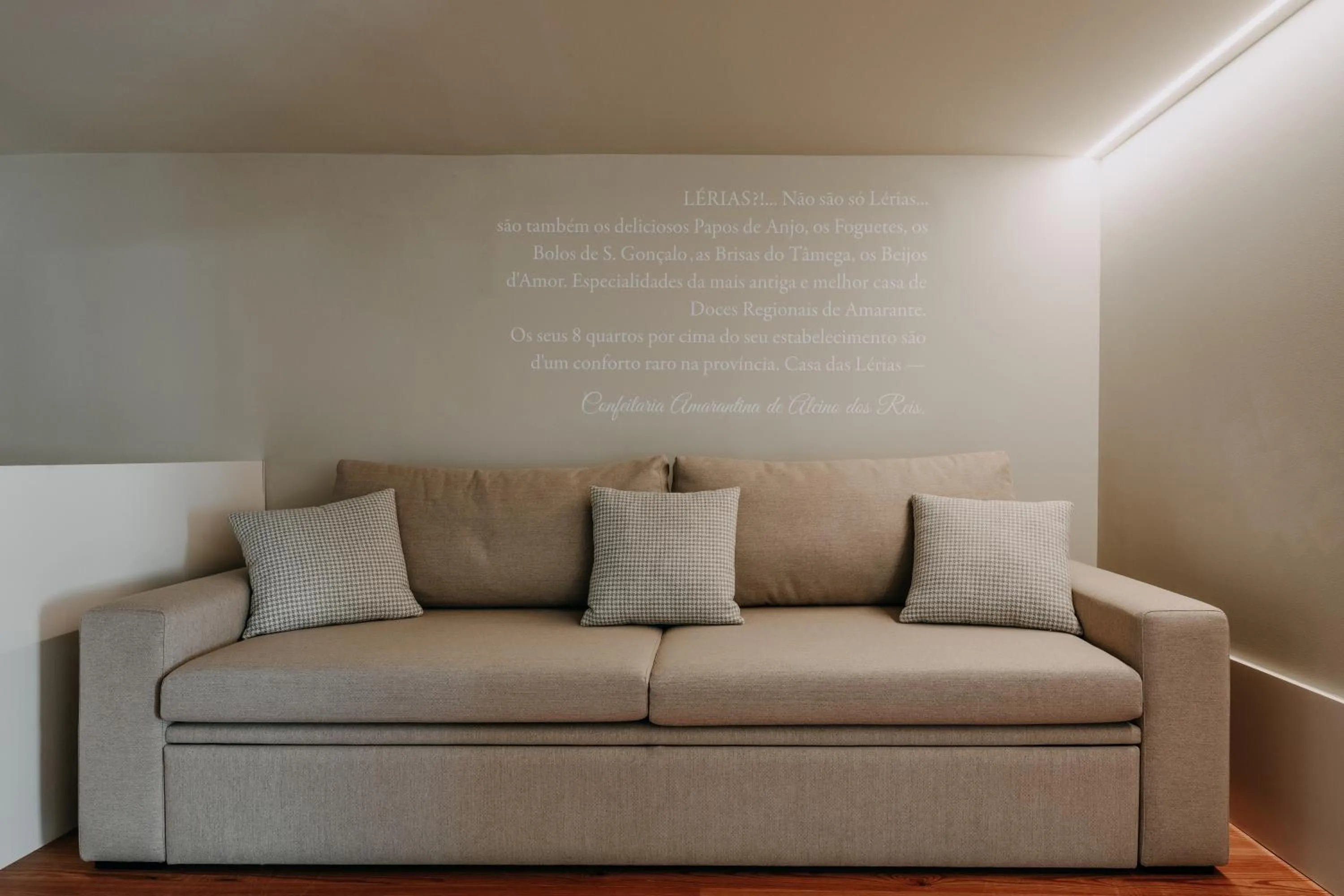 Decorative detail in Casa das Lérias