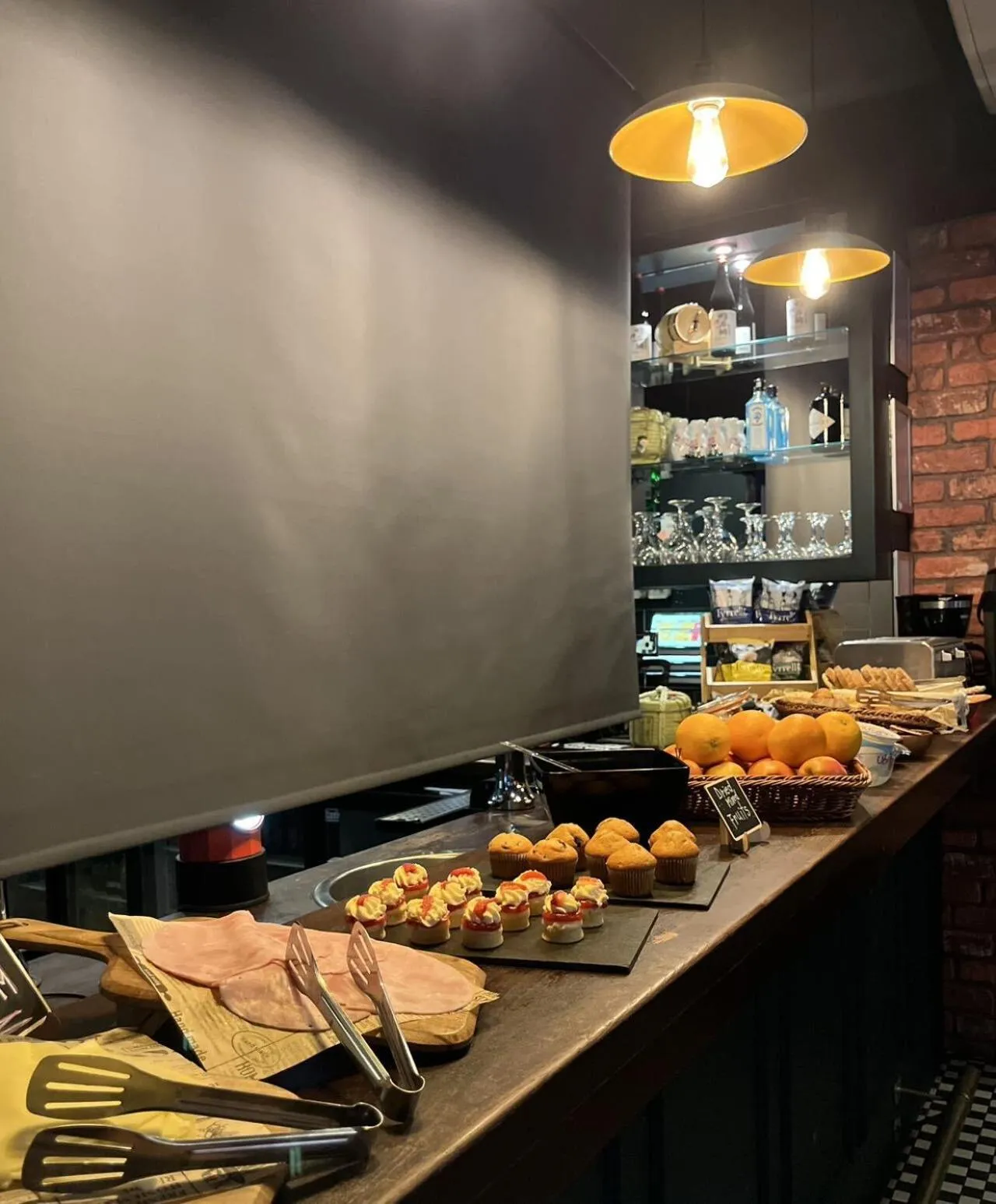 Breakfast in The Wellington Hotel Birmingham - Breakfast Included, Near O2 Academy & City Centre