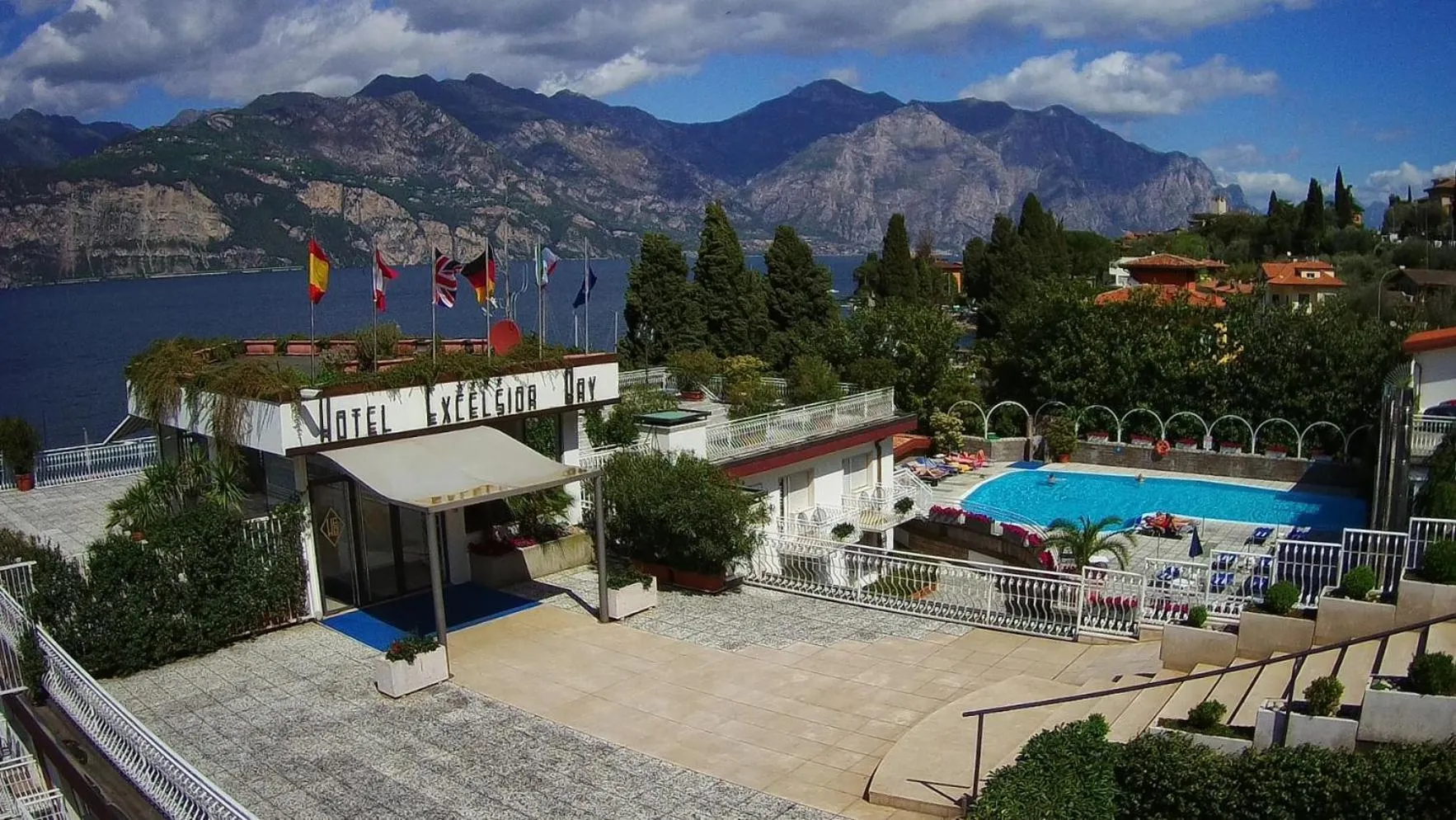 Bird's eye view in Hotel Excelsior Bay
