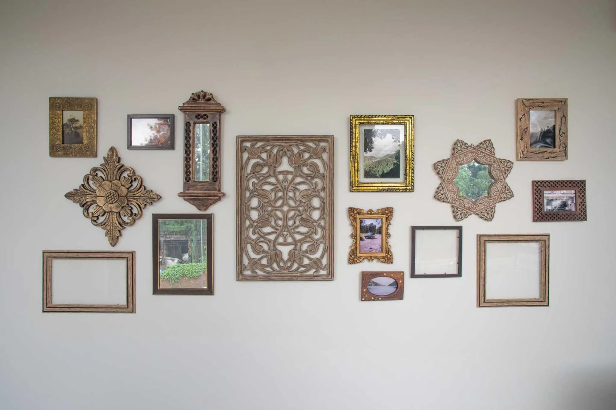 Decorative detail in Hotel Alaya