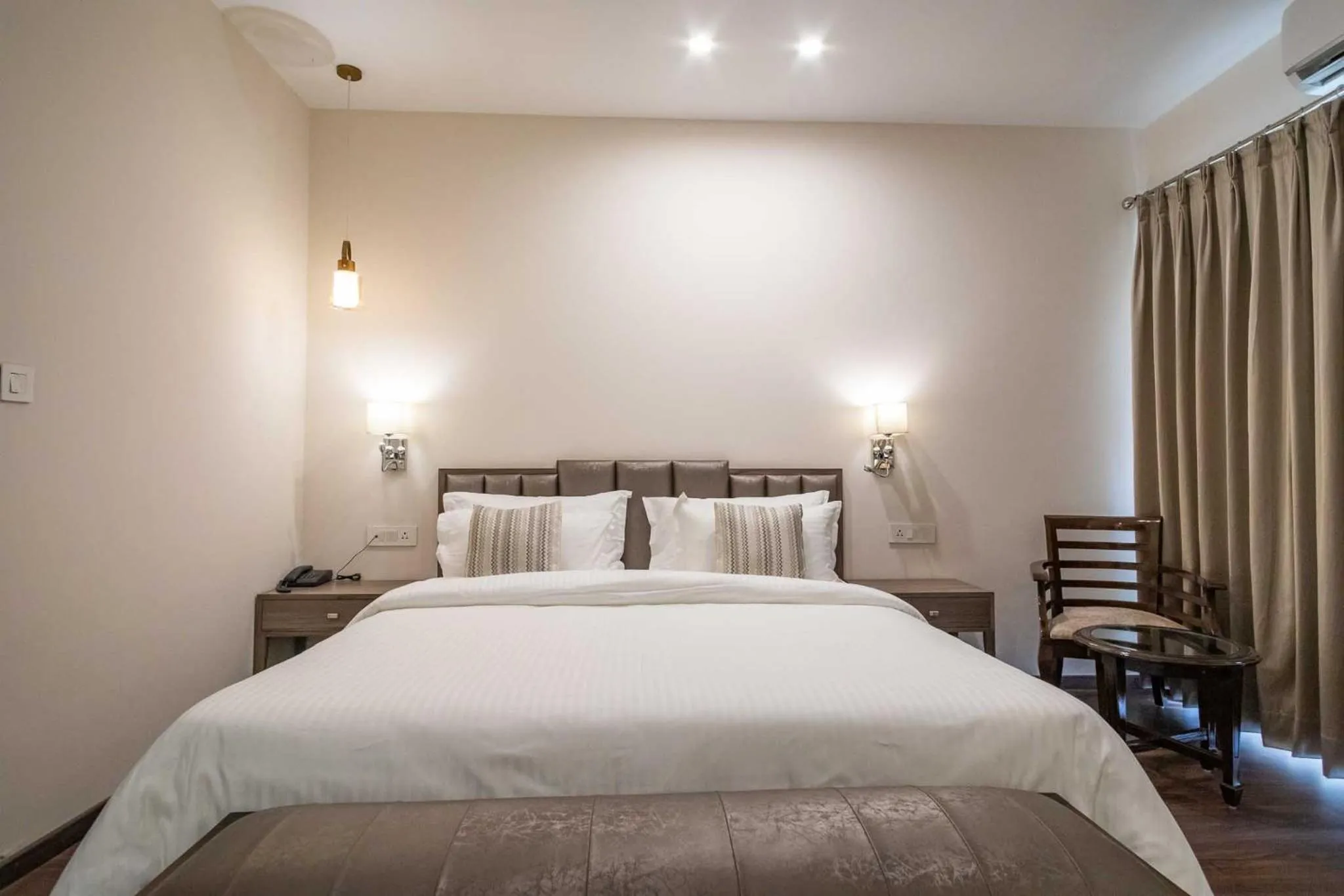 Photo of the whole room, Bed in Hotel Alaya