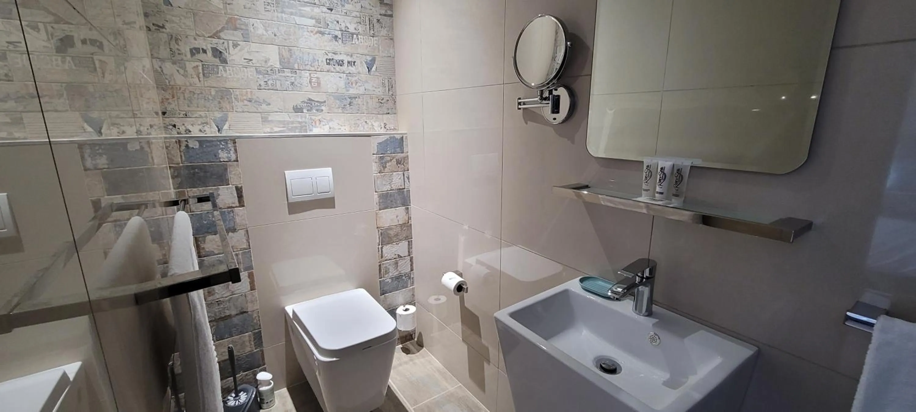 Bathroom in Rox and Sea Country Lodge