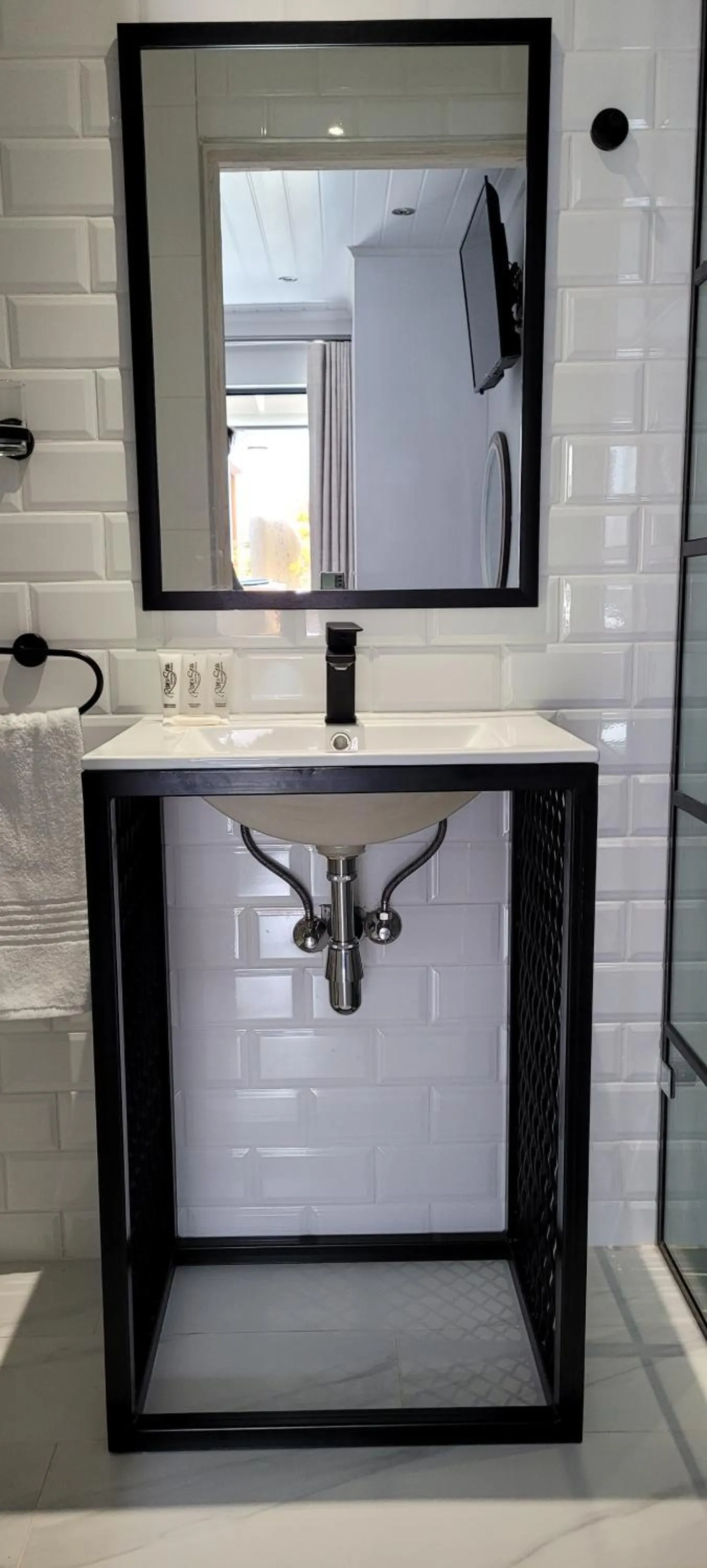 Bathroom in Rox and Sea Country Lodge