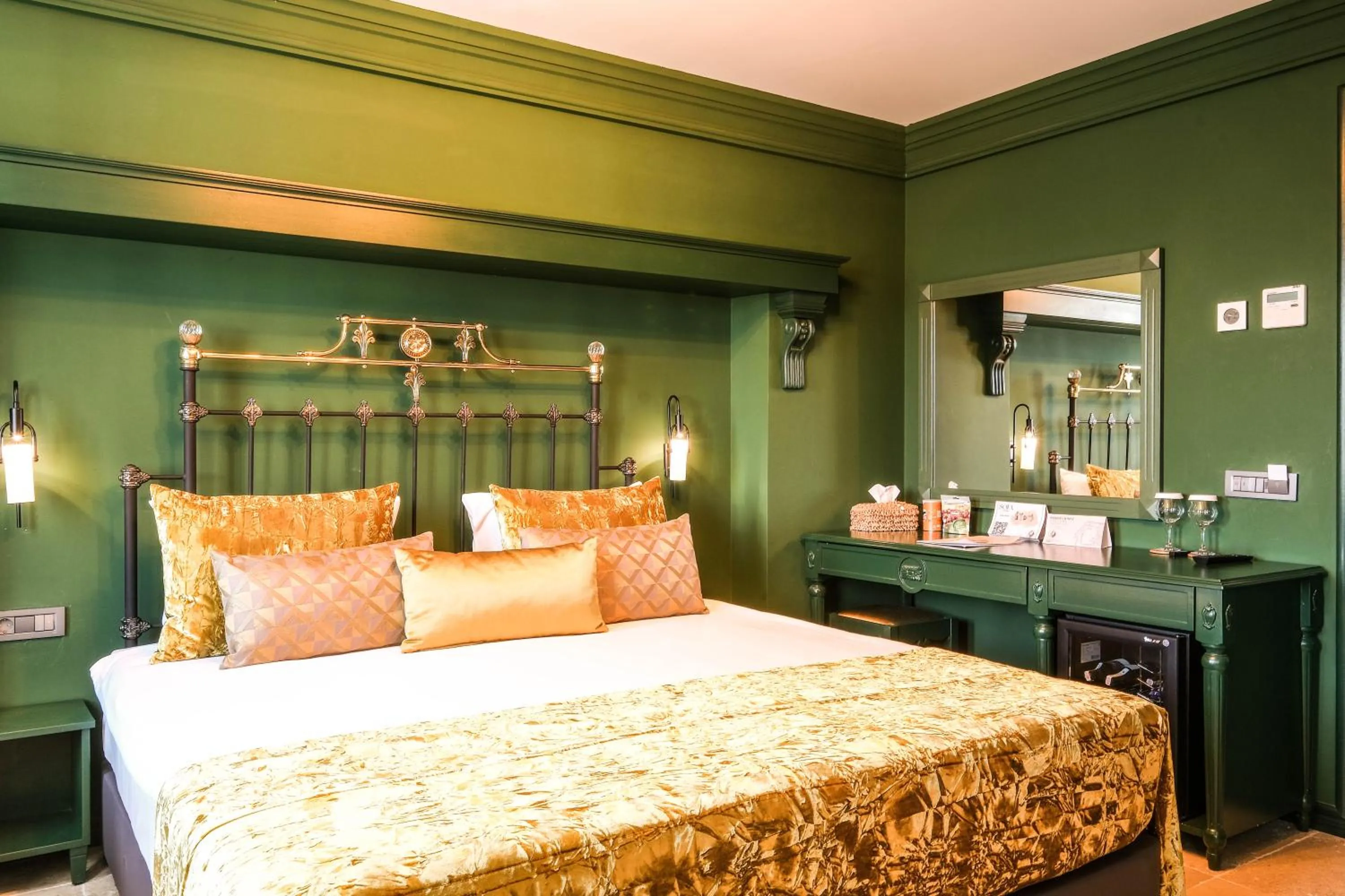 Bed in Kocadon Hotel