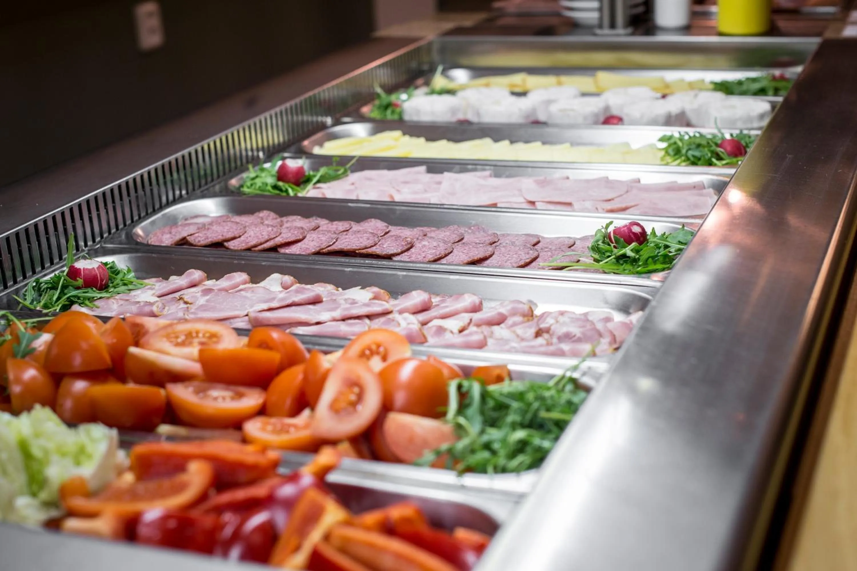 Buffet breakfast in Hotel Páv