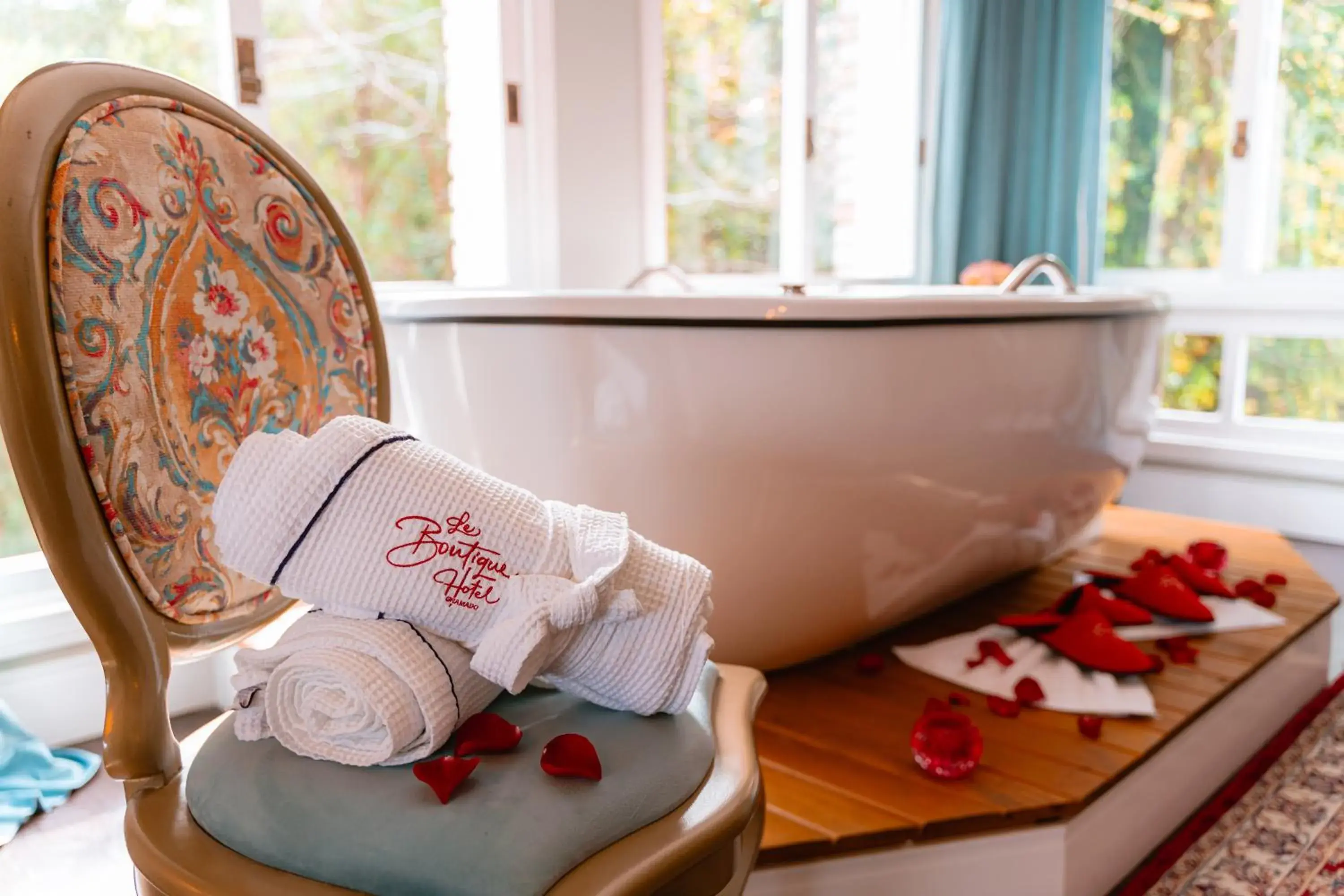 Queen Suite with Spa Bath in Le Boutique Hotel Gramado - Exclusivo para Casais Queen Suite with Spa Bath in Le Boutique Hotel Gramado - Exclusivo para Casais