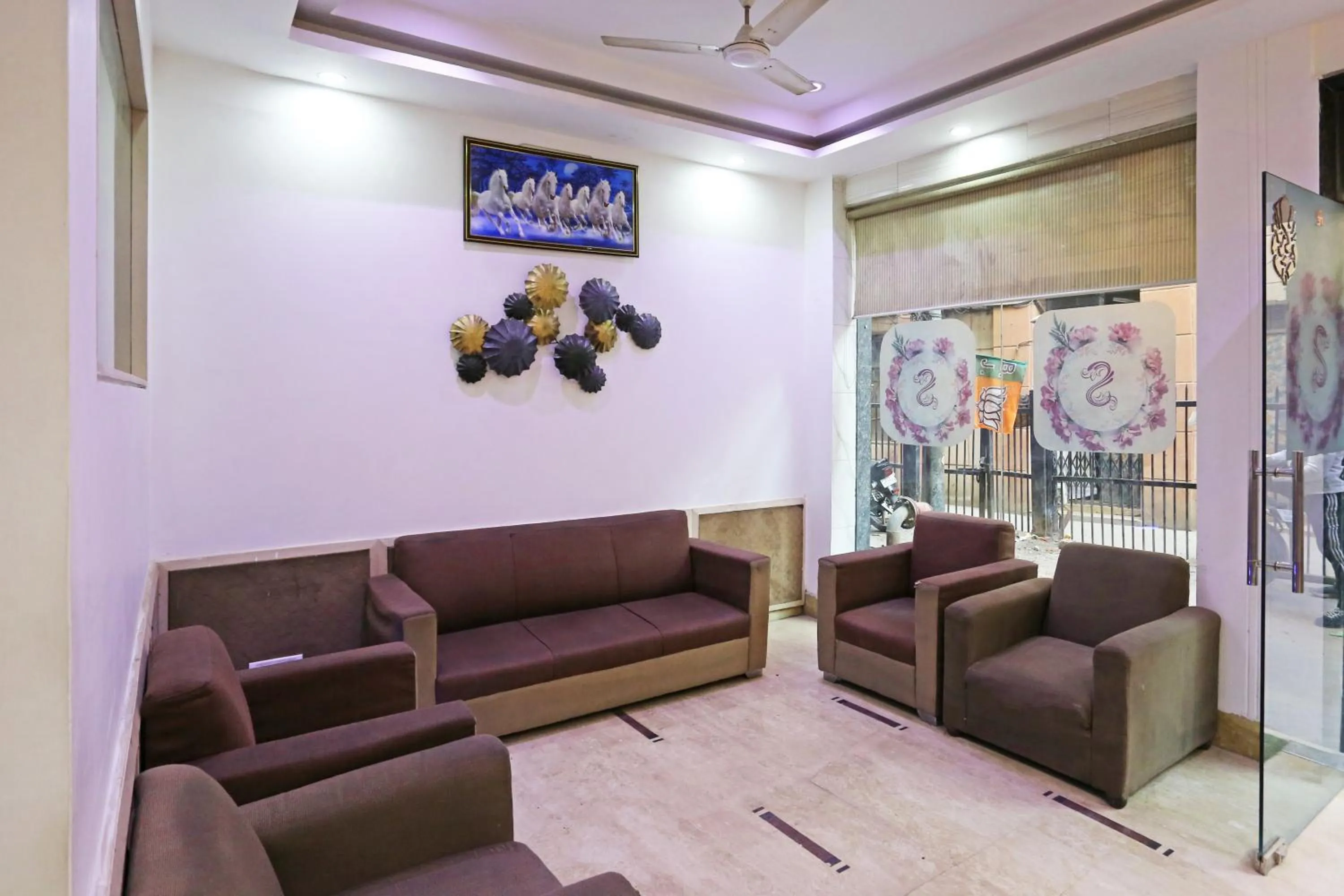 Seating area in Hotel Sterling Inn, New Delhi