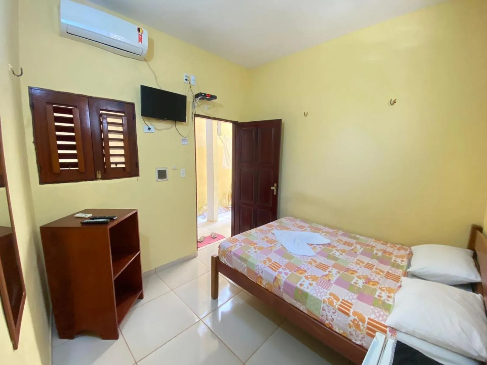 Bedroom, Bed in Pousada do Ary