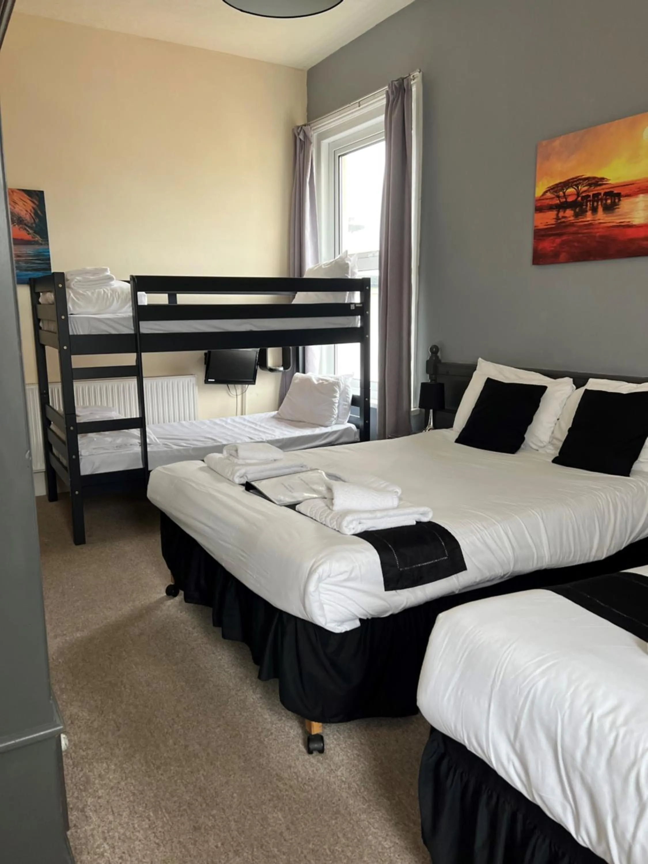 Bed in Burlington Hotel